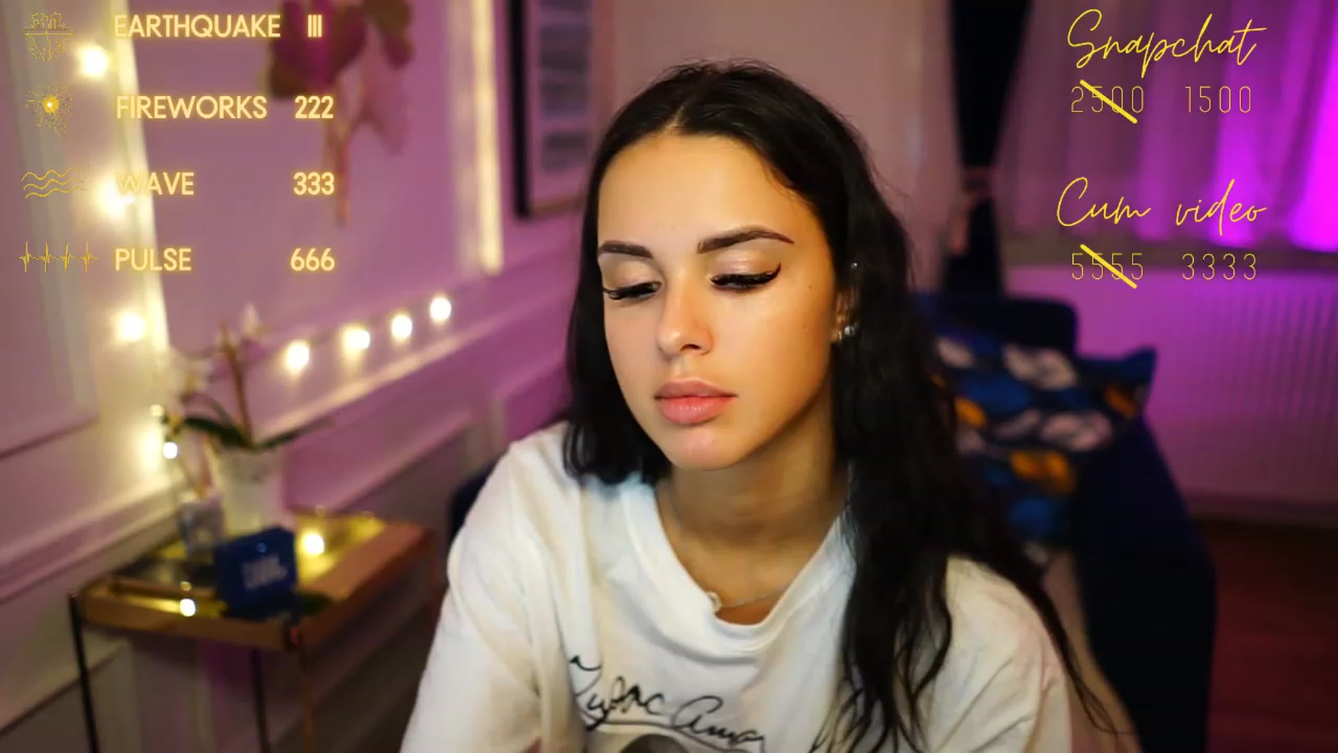 Gallery image thumbnail from cinnabellee's myfreecams stream on, 11/26/2022, 19:12 image 8 of 20
