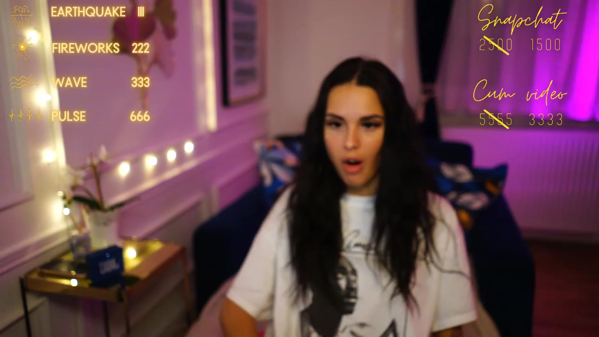 Gallery image thumbnail from cinnabellee's myfreecams stream on, 11/26/2022, 19:12 image 4 of 20