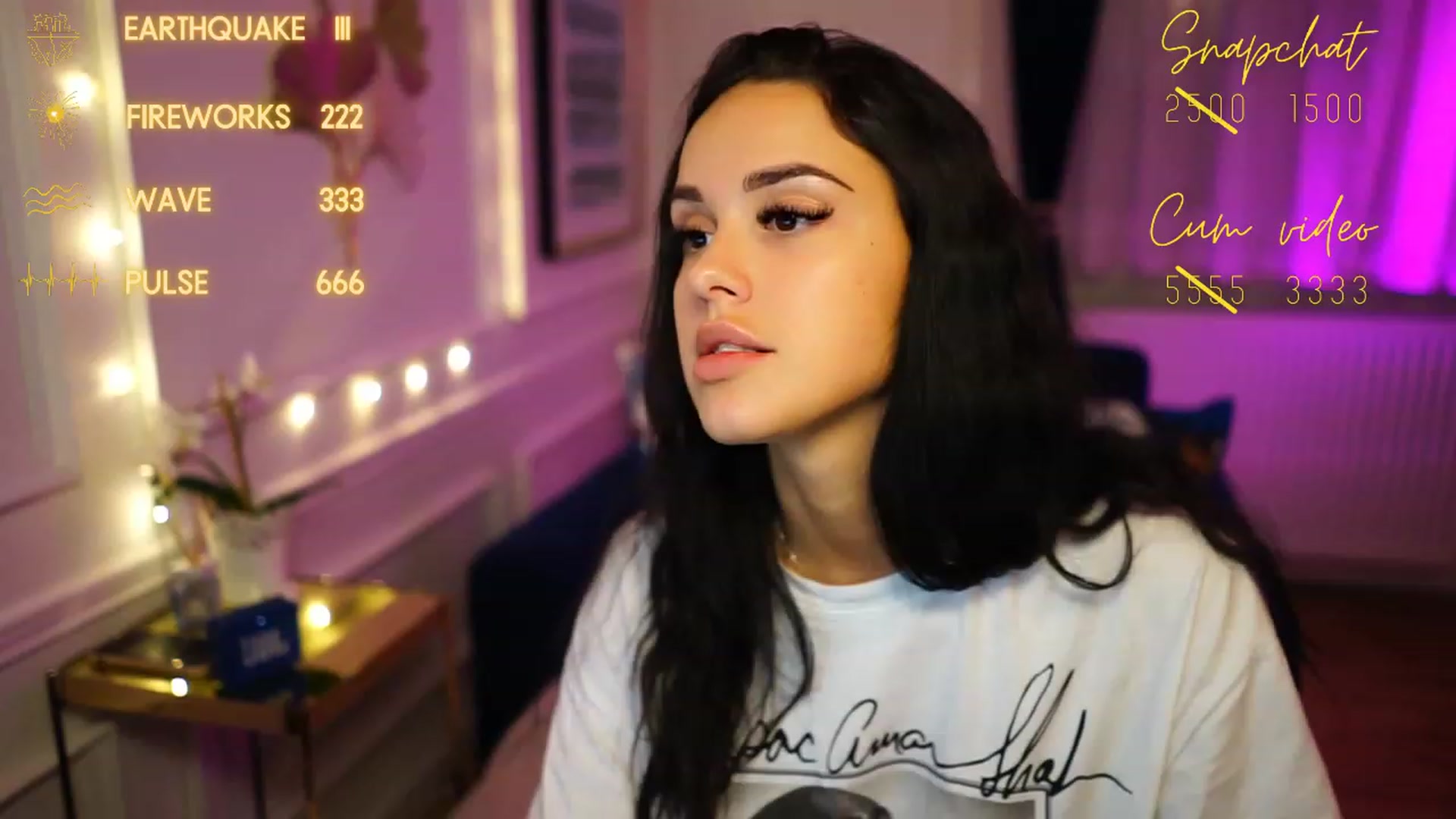 Gallery image thumbnail from cinnabellee's myfreecams stream on, 11/26/2022, 19:12 image 1 of 20