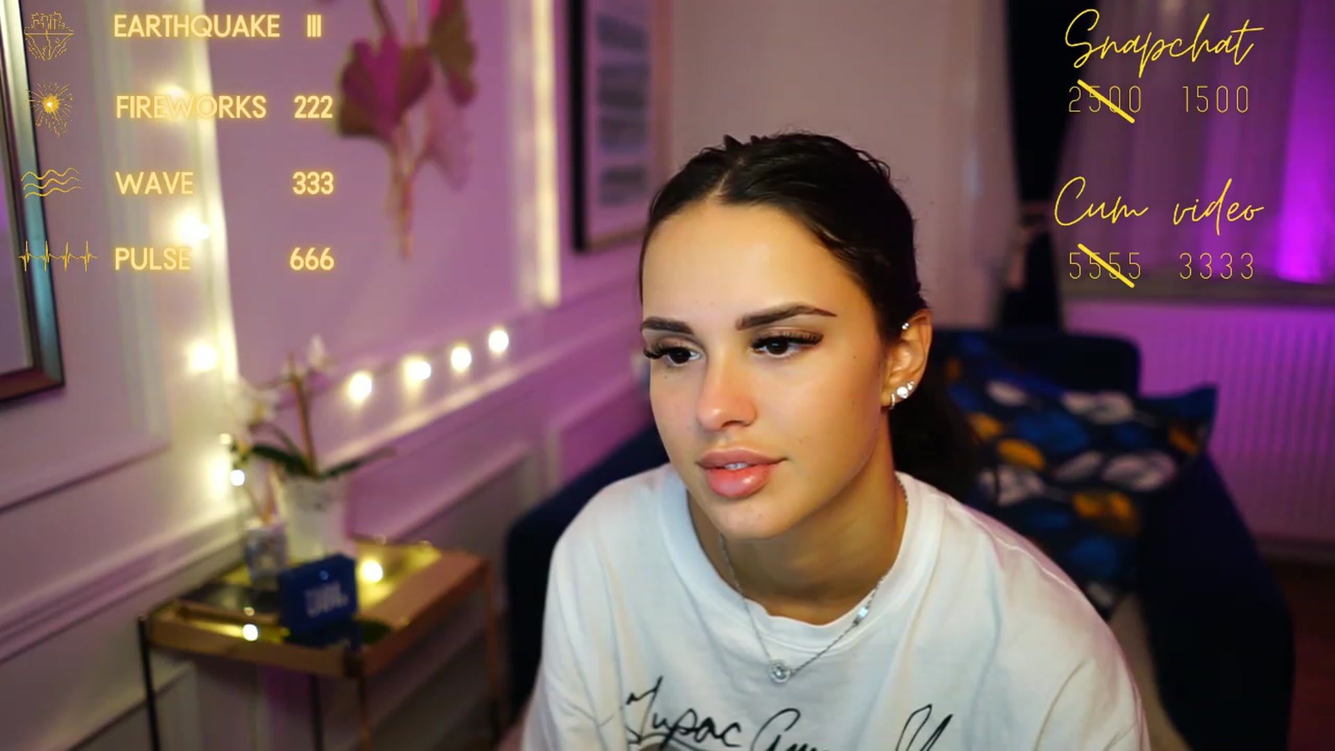 Gallery image thumbnail from cinnabellee's myfreecams stream on, 11/26/2022, 20:30 image 7 of 20