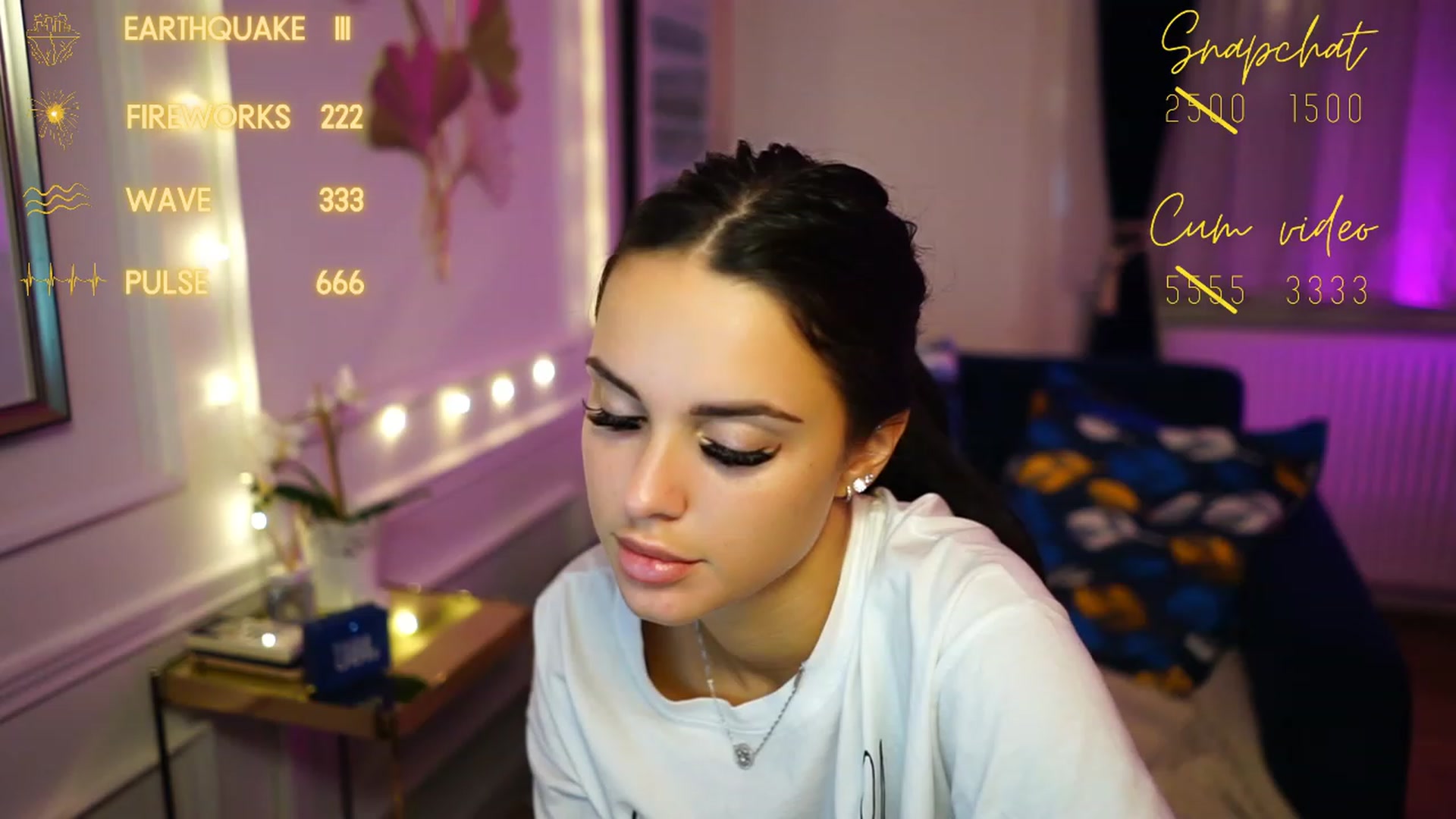 Gallery image thumbnail from cinnabellee's myfreecams stream on, 11/26/2022, 20:30 image 14 of 20