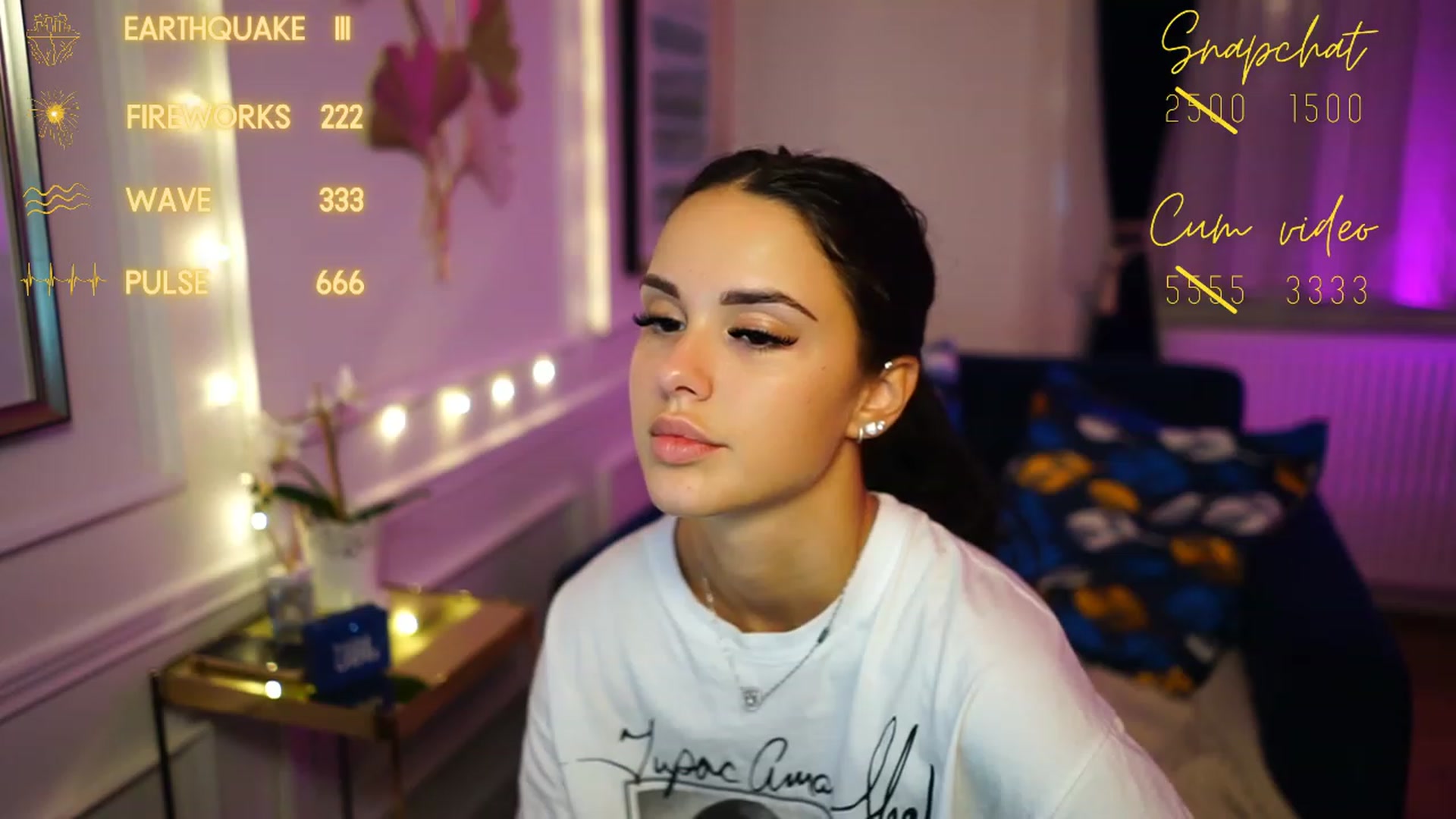 Gallery image thumbnail from cinnabellee's myfreecams stream on, 11/26/2022, 20:30 image 9 of 20