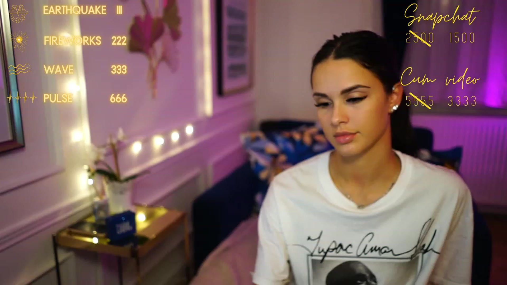 Gallery image thumbnail from cinnabellee's myfreecams stream on, 11/26/2022, 20:30 image 2 of 20