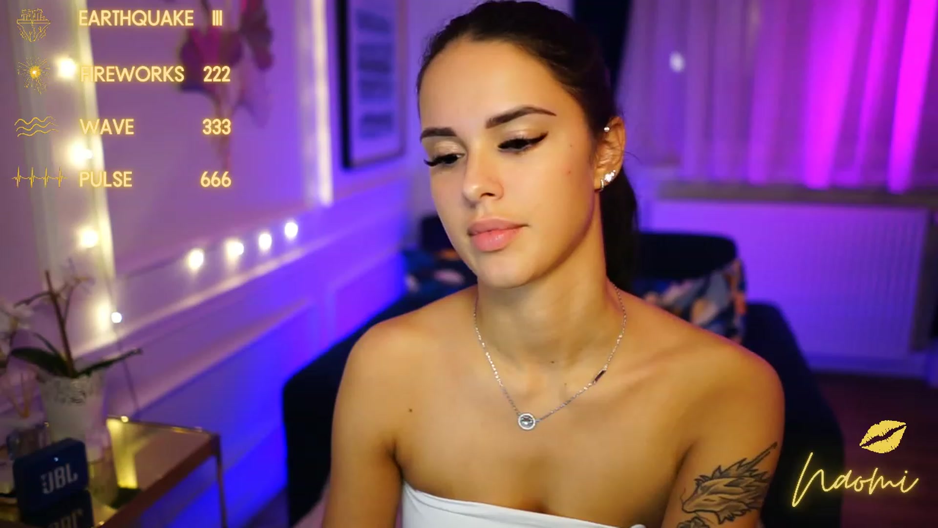 Gallery image thumbnail from cinnabellee's myfreecams stream on, 11/29/2022, 02:04 image 5 of 20