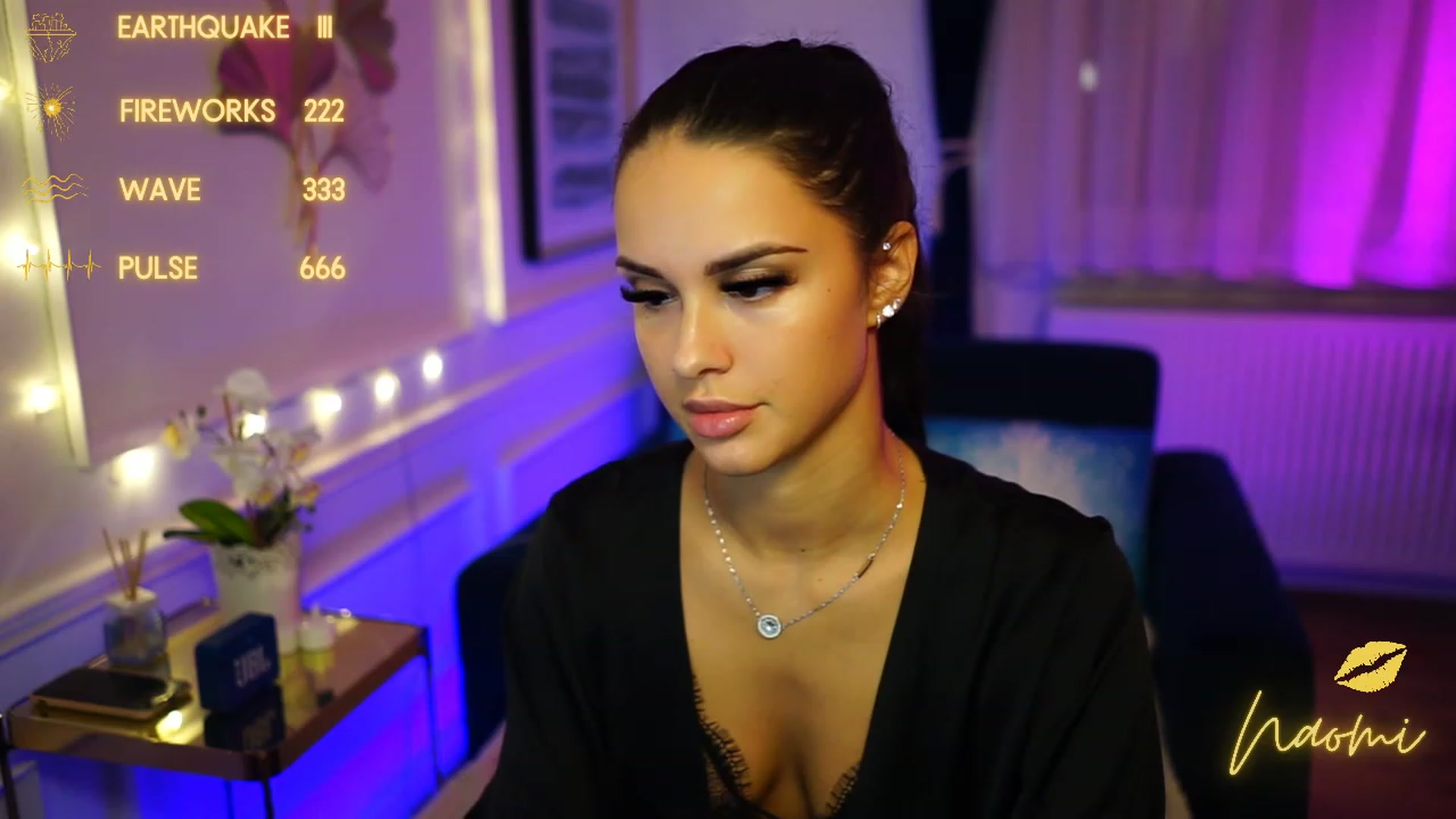 Gallery image thumbnail from cinnabellee's myfreecams stream on, 12/06/2022, 22:54 image 11 of 20