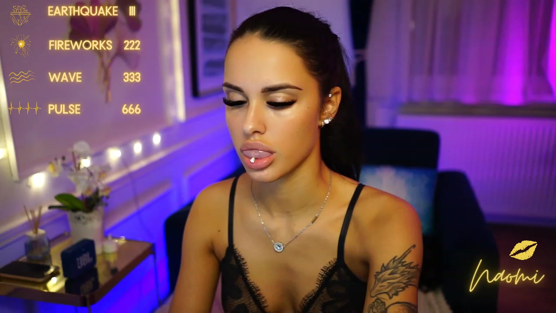 Gallery image thumbnail from cinnabellee's myfreecams stream on, 12/07/2022, 01:24 image 13 of 20