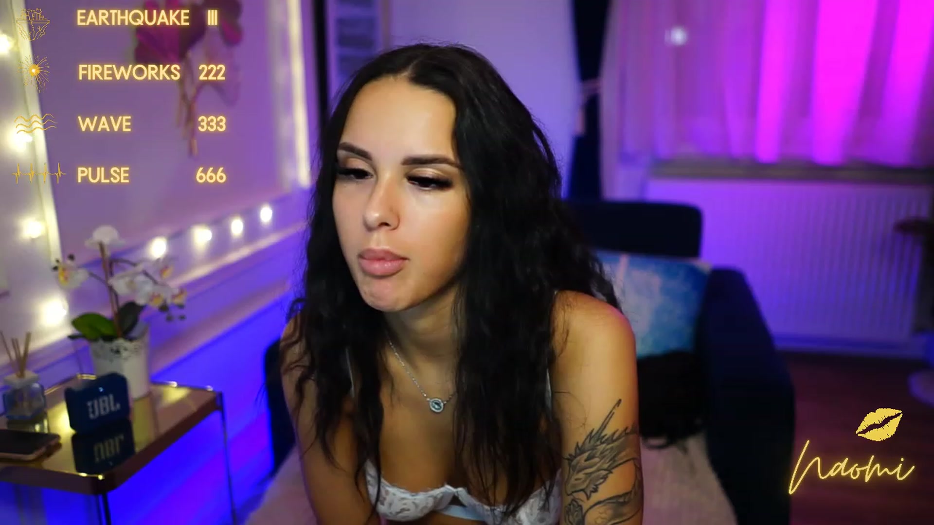 Gallery image thumbnail from cinnabellee's myfreecams stream on, 12/07/2022, 23:51 image 11 of 20