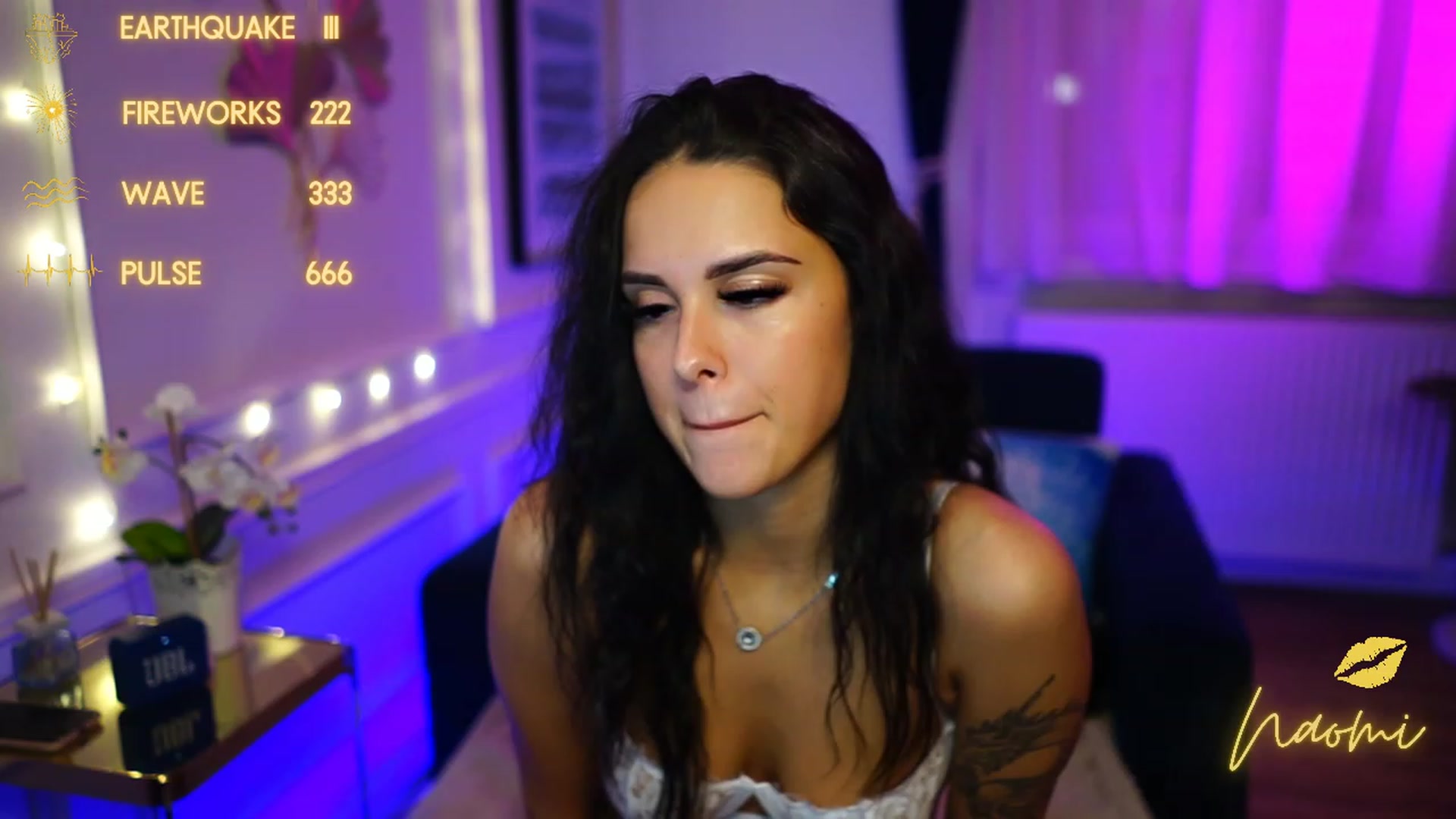 Gallery image thumbnail from cinnabellee's myfreecams stream on, 12/07/2022, 23:51 image 20 of 20