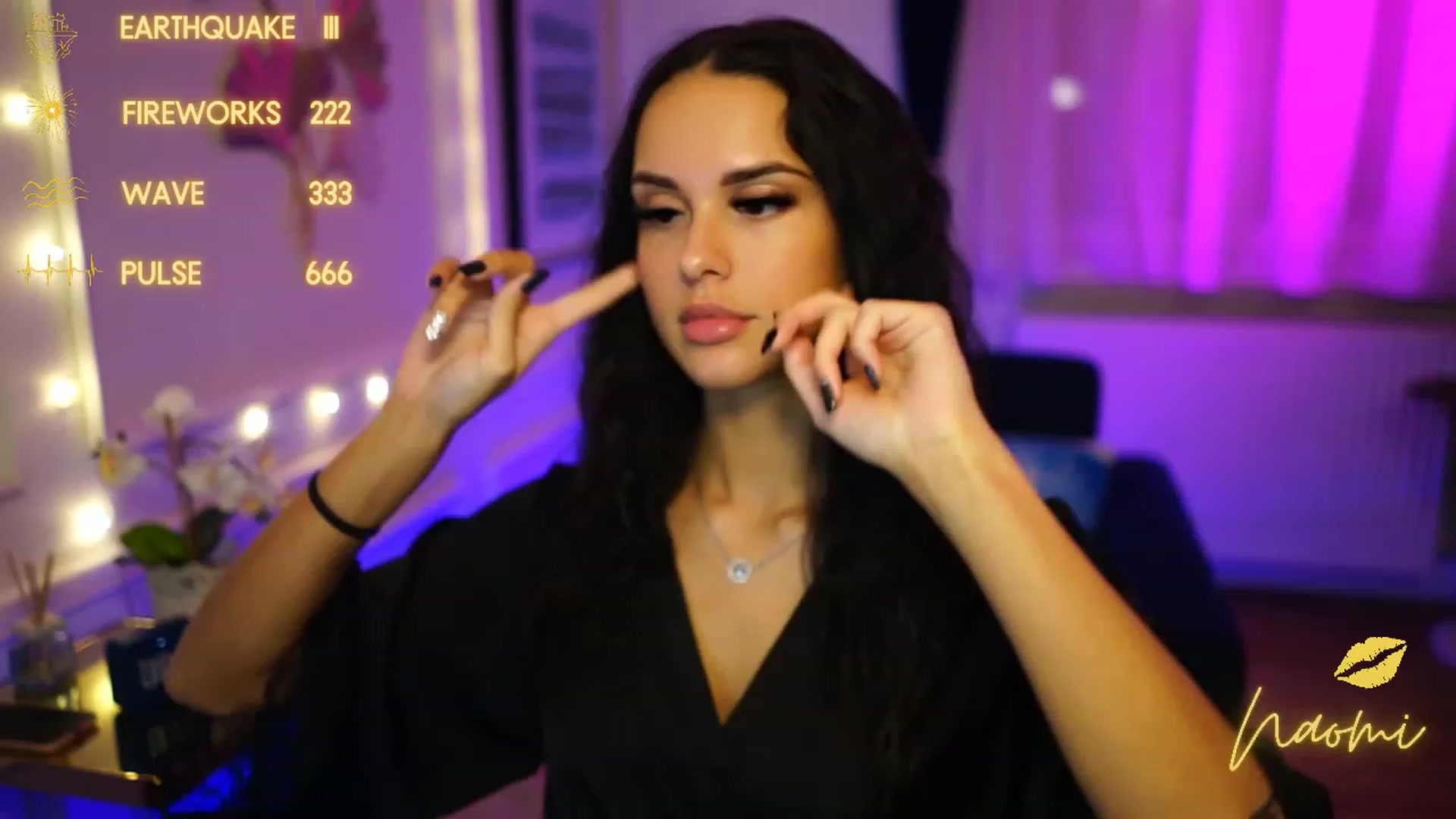 Gallery image thumbnail from cinnabellee's myfreecams stream on, 12/08/2022, 24:45 image 9 of 20