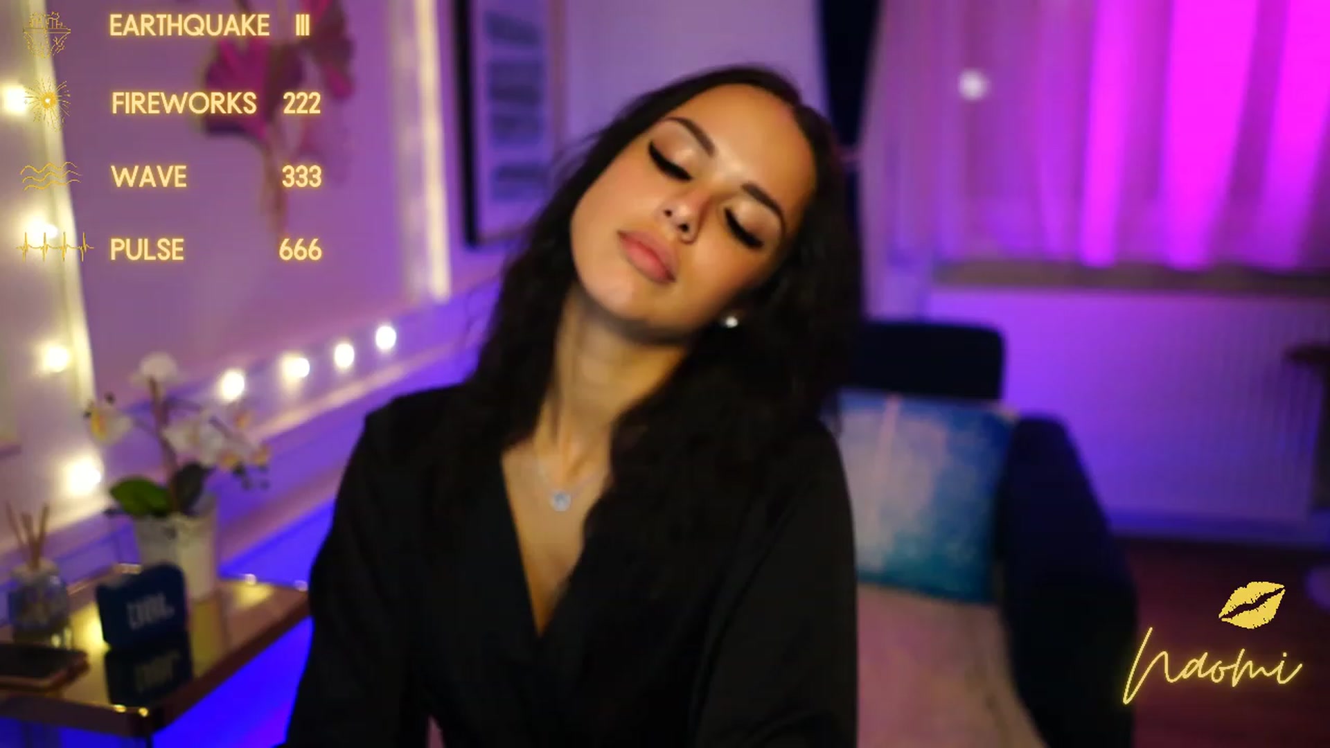 Gallery image thumbnail from cinnabellee's myfreecams stream on, 12/08/2022, 24:45 image 12 of 20