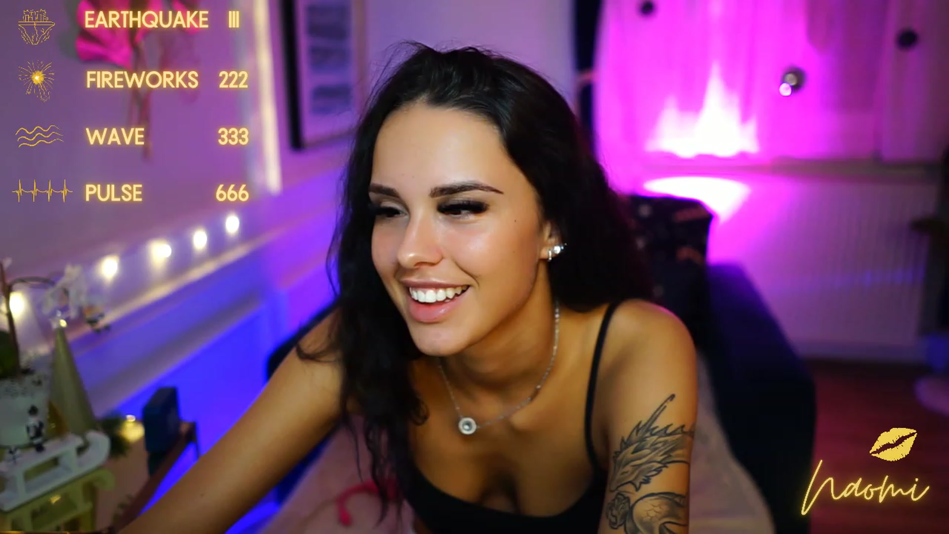 Gallery image thumbnail from cinnabellee's myfreecams stream on, 12/09/2022, 01:47 image 1 of 20