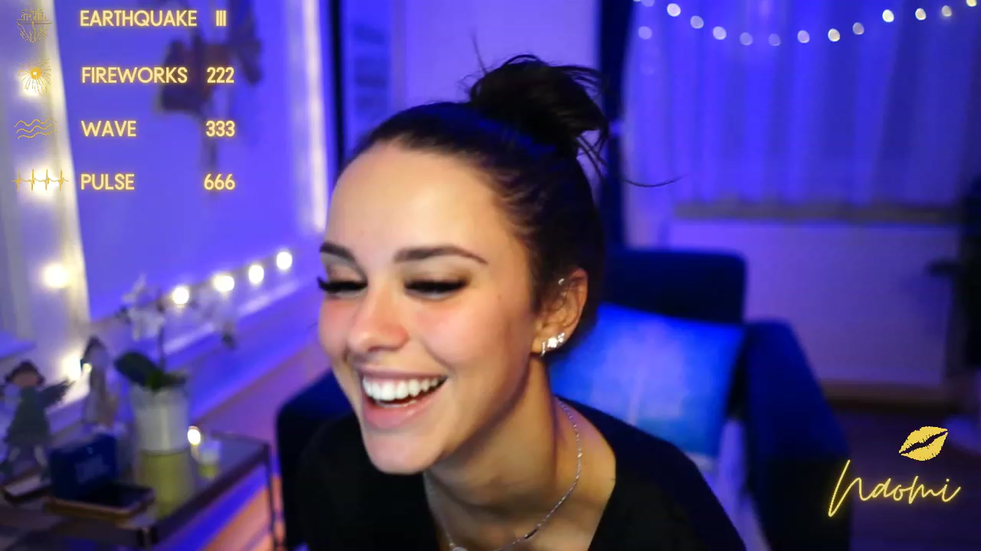 Gallery image thumbnail from cinnabellee's myfreecams stream on, 12/12/2022, 22:52 image 1 of 20