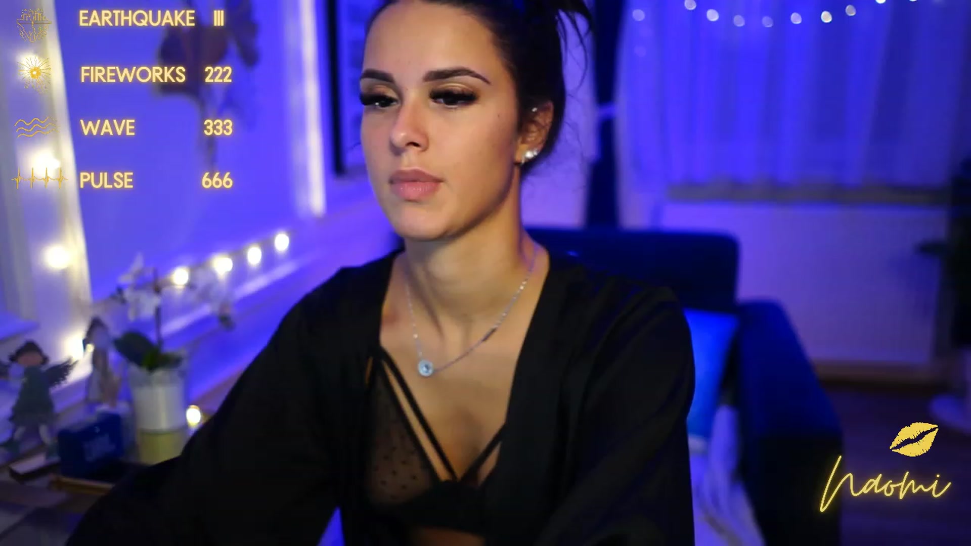 Gallery image thumbnail from cinnabellee's myfreecams stream on, 12/12/2022, 22:52 image 16 of 20