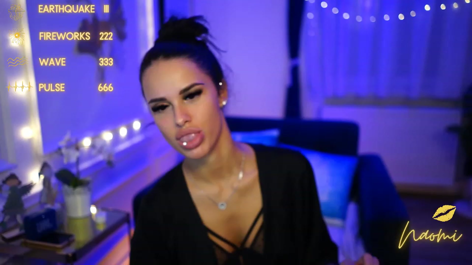 Gallery image thumbnail from cinnabellee's myfreecams stream on, 12/12/2022, 22:52 image 3 of 20