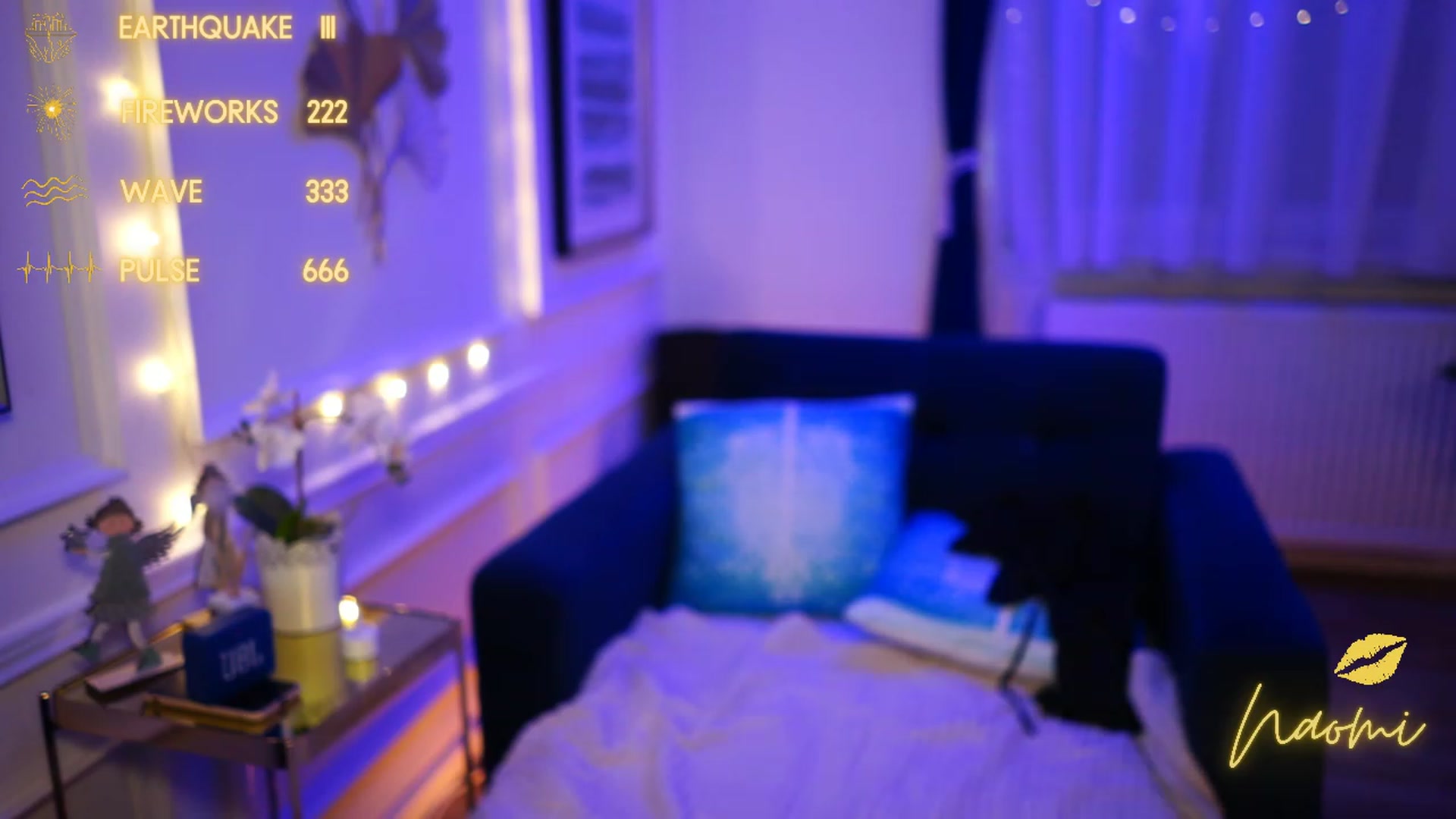 Gallery image thumbnail from cinnabellee's myfreecams stream on, 12/13/2022, 01:17 image 17 of 20