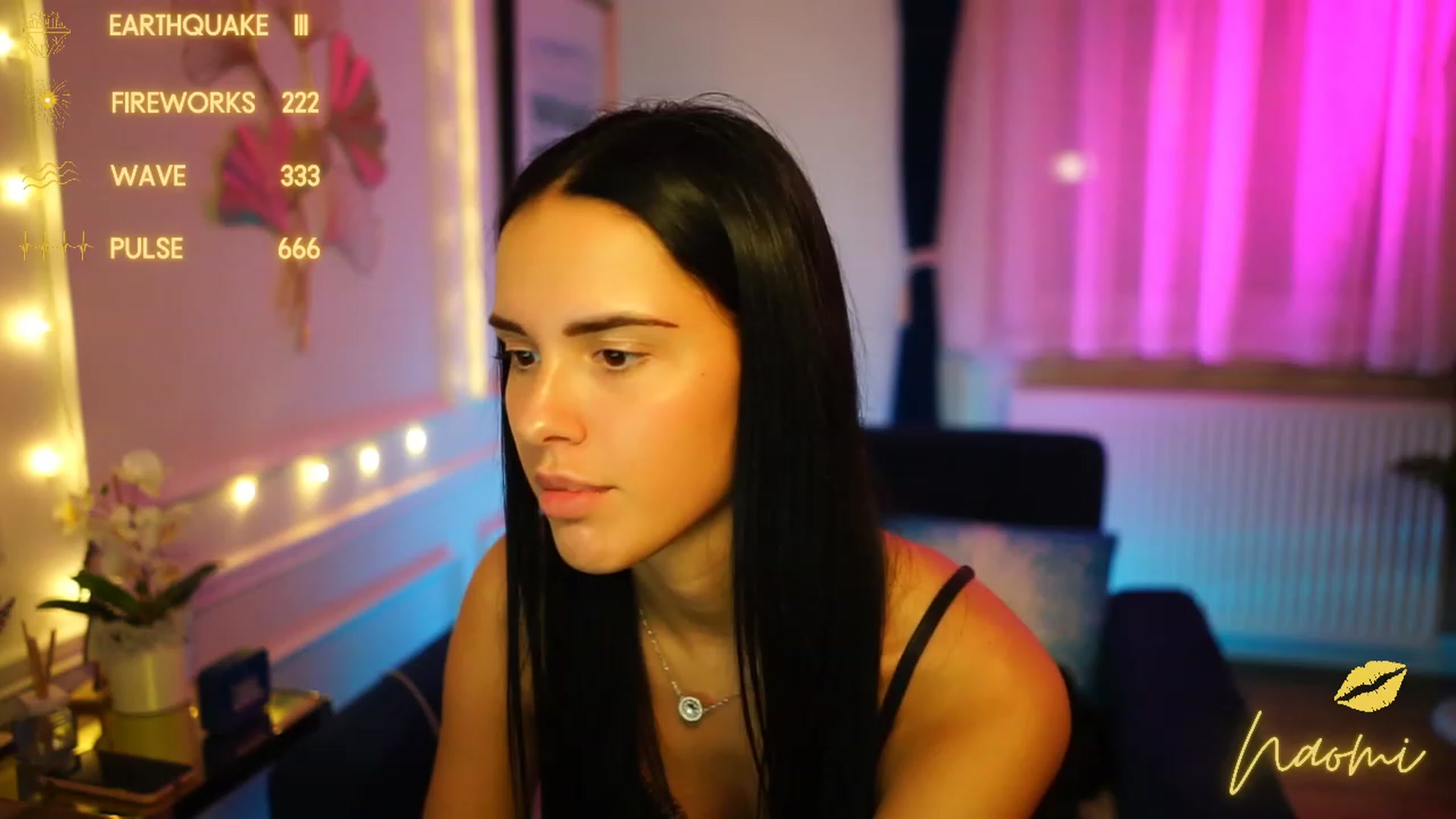 Gallery image thumbnail from cinnabellee's myfreecams stream on, 12/20/2022, 02:33 image 14 of 20