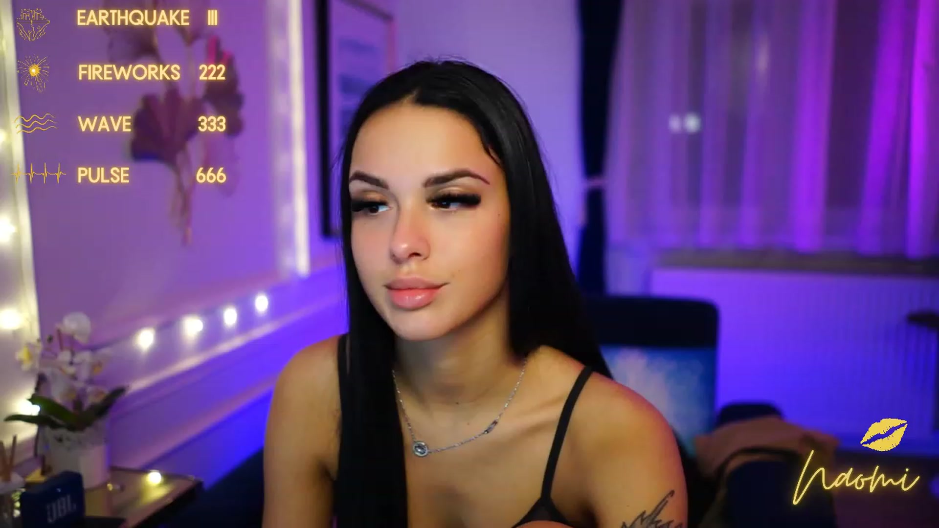 Gallery image thumbnail from cinnabellee's myfreecams stream on, 12/21/2022, 01:22 image 9 of 20