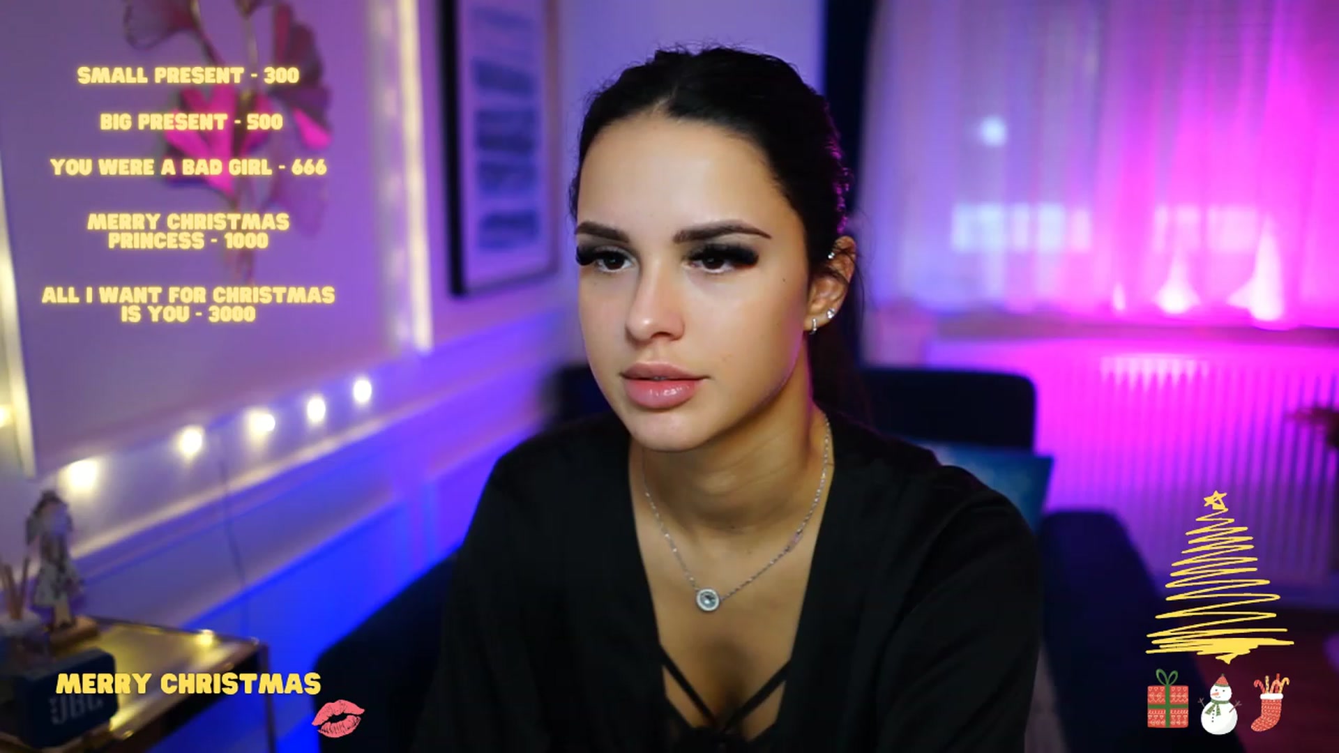 Gallery image thumbnail from cinnabellee's myfreecams stream on, 12/23/2022, 17:04 image 5 of 20