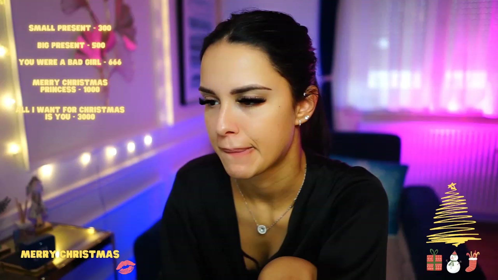 Gallery image thumbnail from cinnabellee's myfreecams stream on, 12/23/2022, 17:04 image 1 of 20