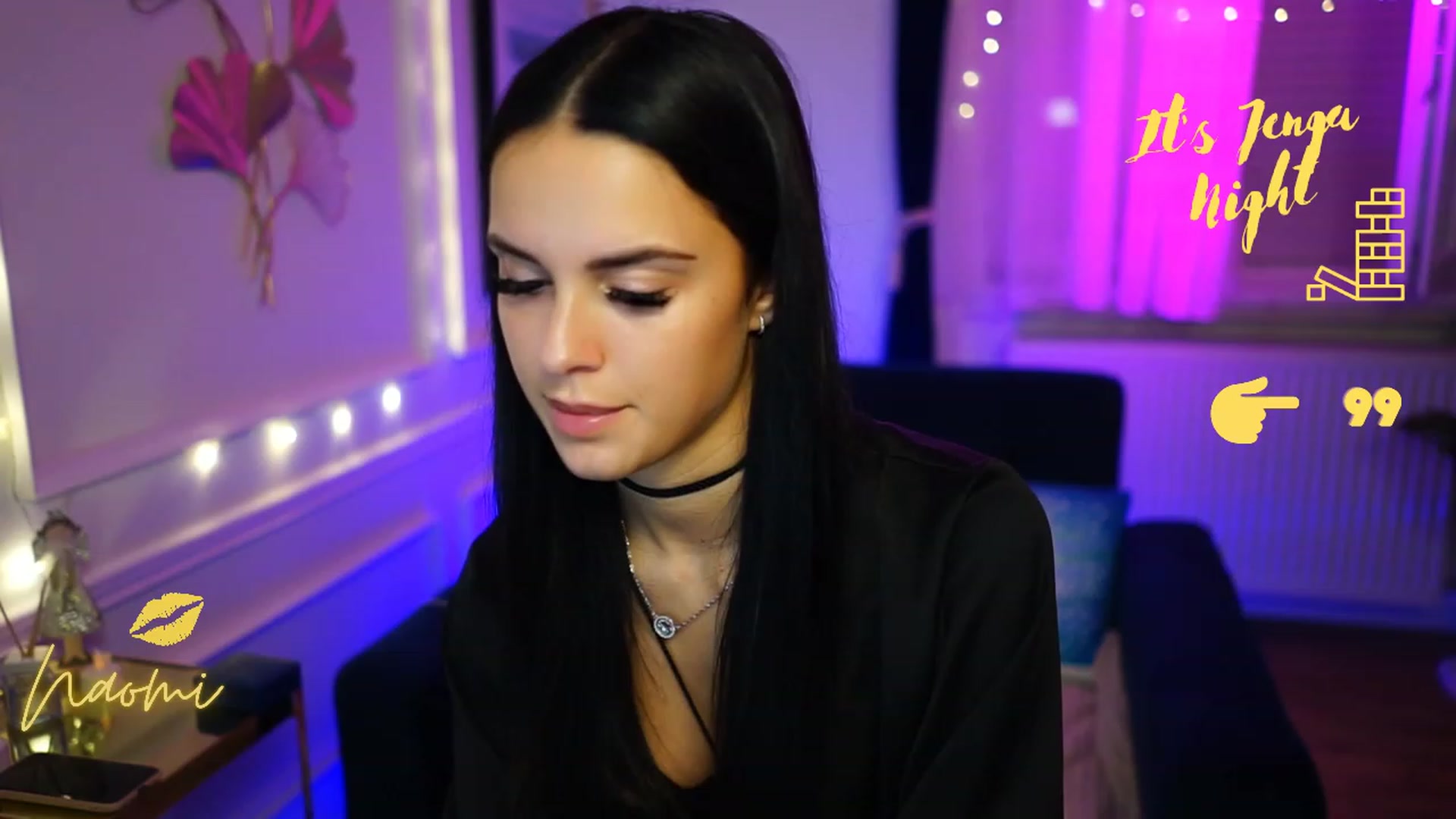 Gallery image thumbnail from cinnabellee's myfreecams stream on, 12/27/2022, 21:38 image 5 of 20