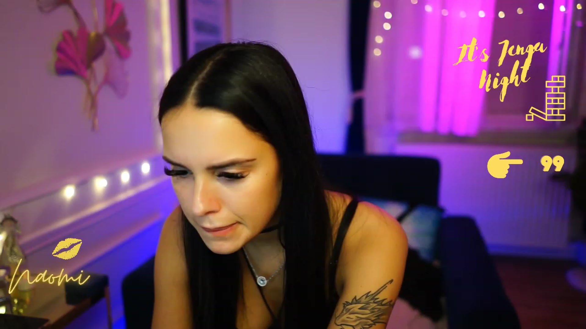 Gallery image thumbnail from cinnabellee's myfreecams stream on, 12/27/2022, 21:38 image 20 of 20