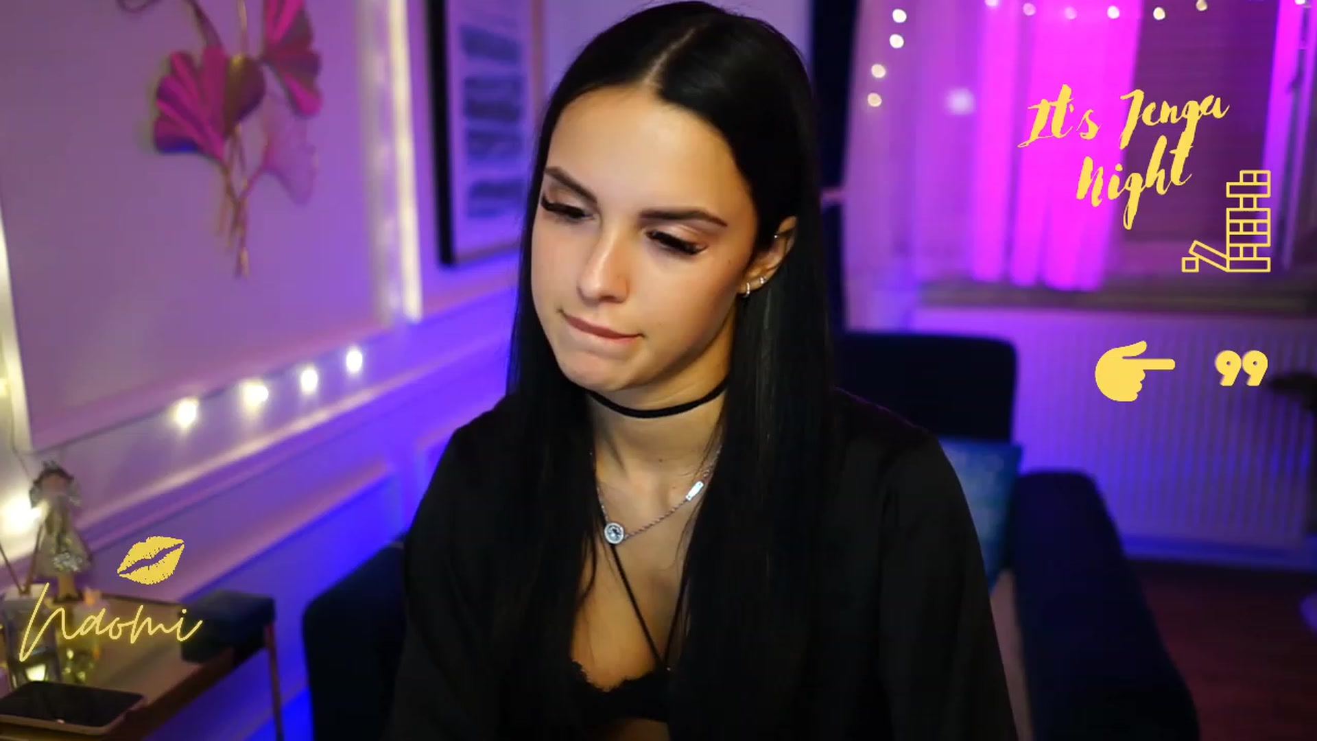 Gallery image thumbnail from cinnabellee's myfreecams stream on, 12/27/2022, 21:38 image 4 of 20