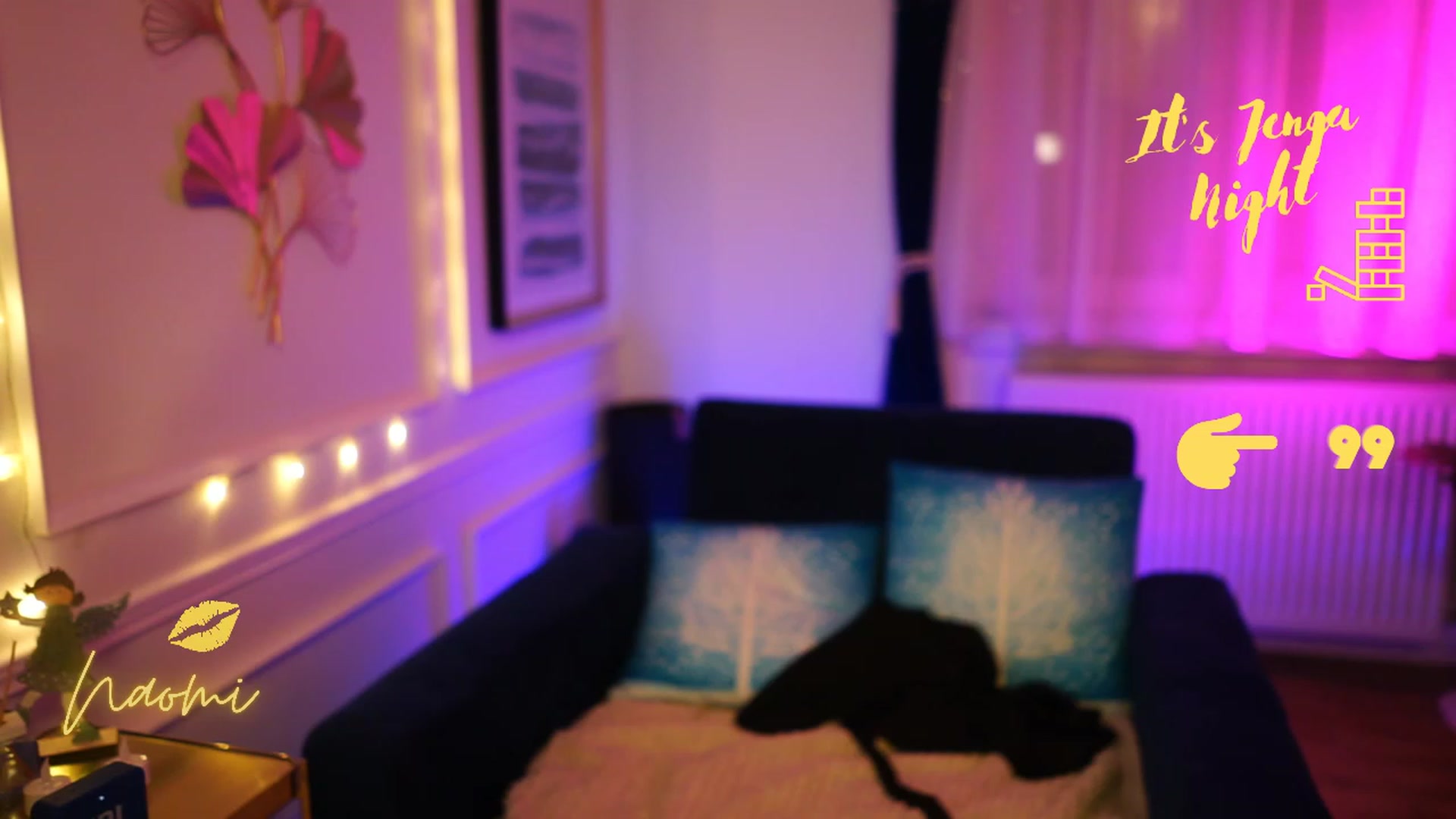 Gallery image thumbnail from cinnabellee's myfreecams stream on, 12/30/2022, 24:18 image 16 of 20