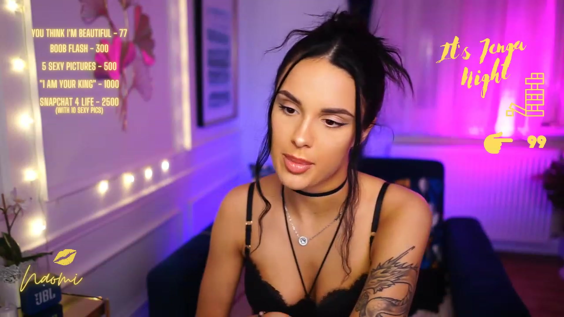 Gallery image thumbnail from cinnabellee's myfreecams stream on, 01/05/2023, 20:43 image 17 of 20