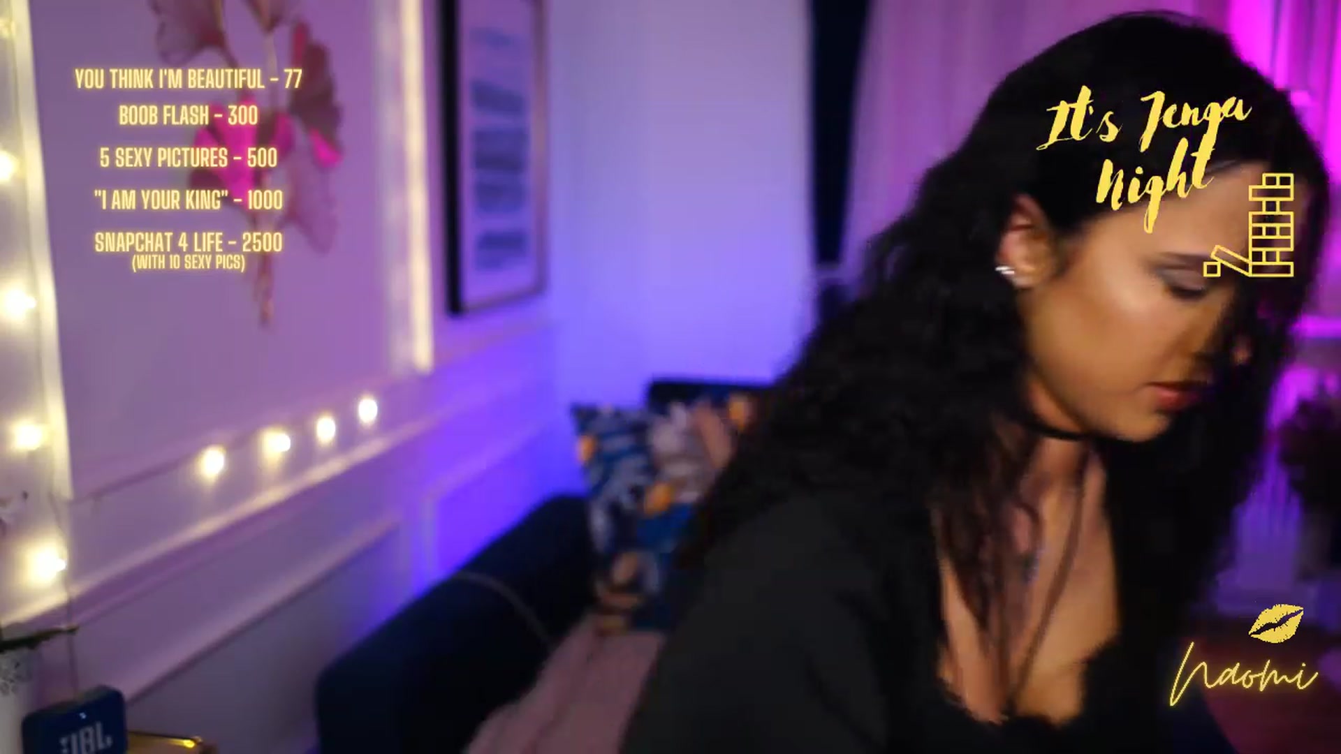 Gallery image thumbnail from cinnabellee's myfreecams stream on, 01/05/2023, 20:43 image 3 of 20