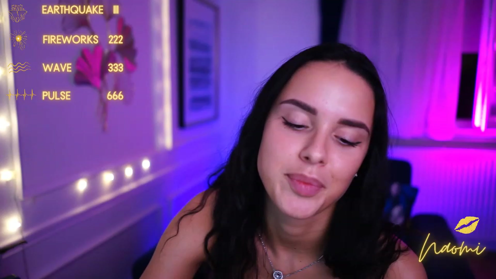Gallery image thumbnail from cinnabellee's myfreecams stream on, 01/07/2023, 21:34 image 6 of 20