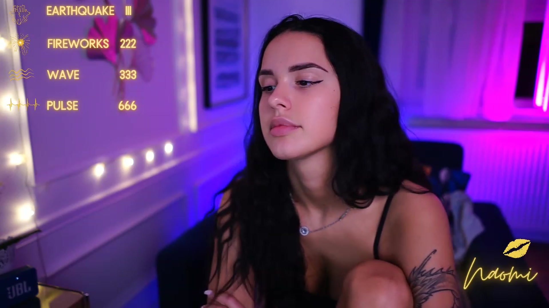 Gallery image thumbnail from cinnabellee's myfreecams stream on, 01/07/2023, 21:34 image 11 of 20