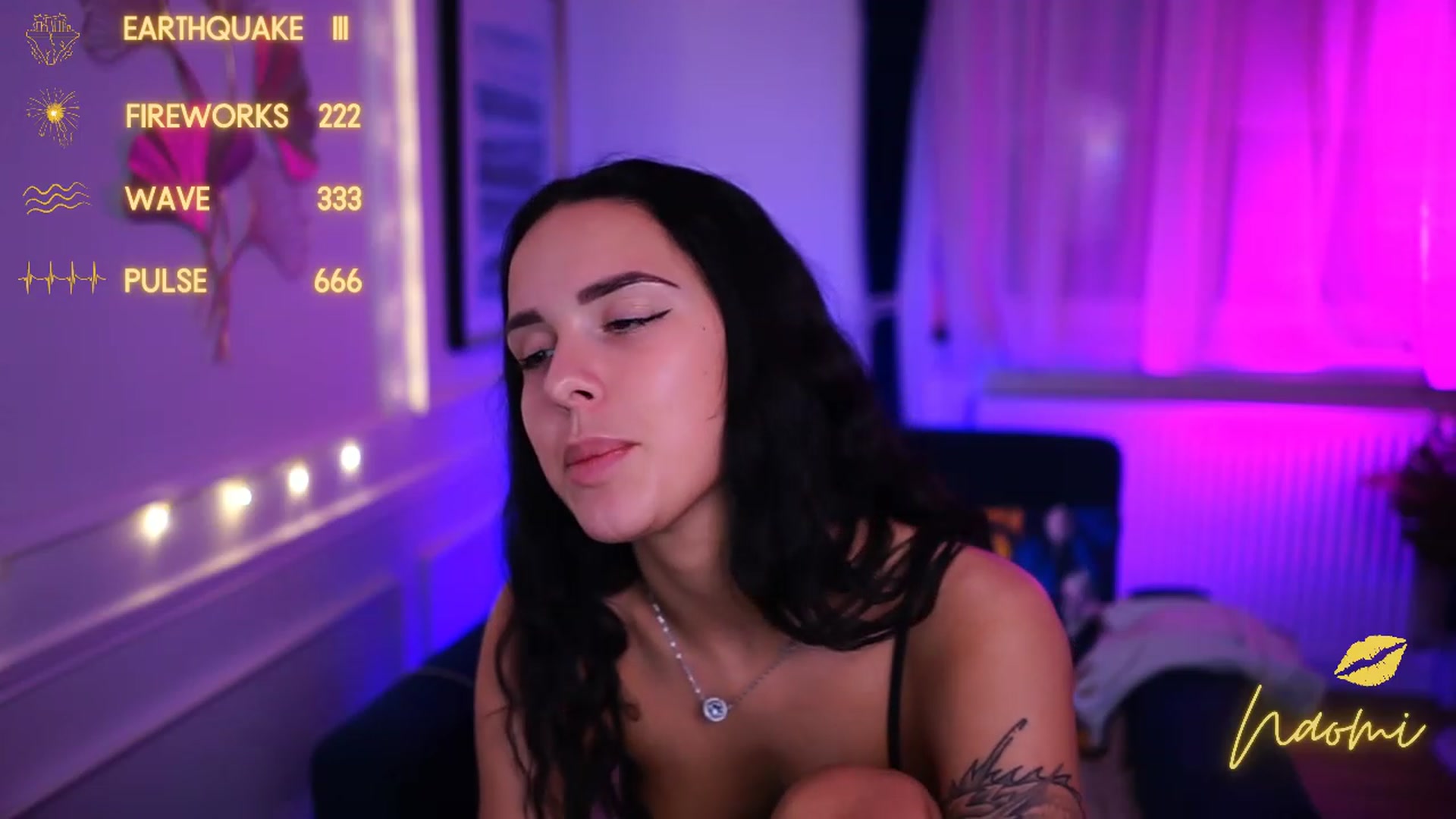 Gallery image thumbnail from cinnabellee's myfreecams stream on, 01/08/2023, 02:38 image 18 of 20