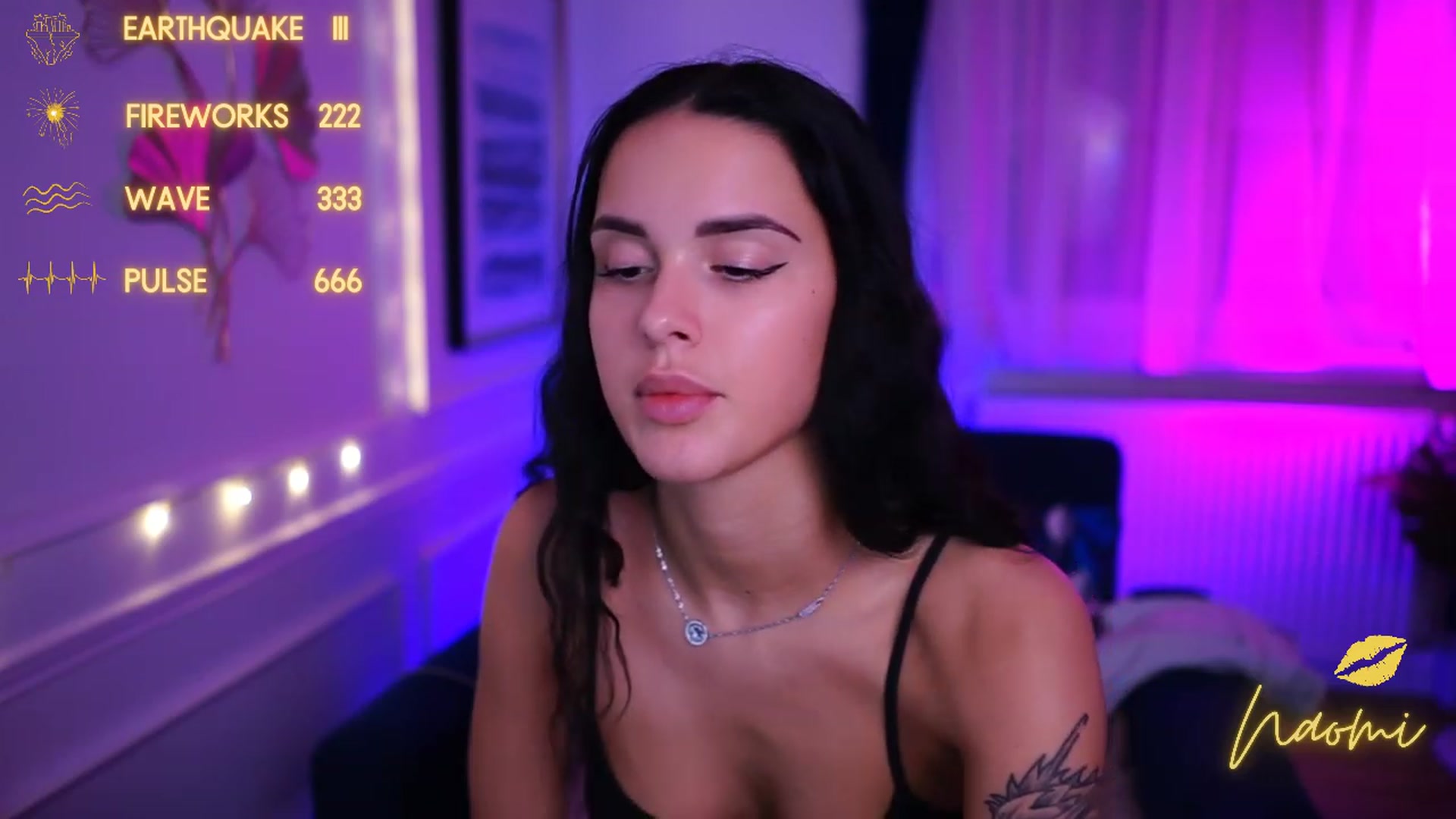 Gallery image thumbnail from cinnabellee's myfreecams stream on, 01/08/2023, 02:38 image 14 of 20