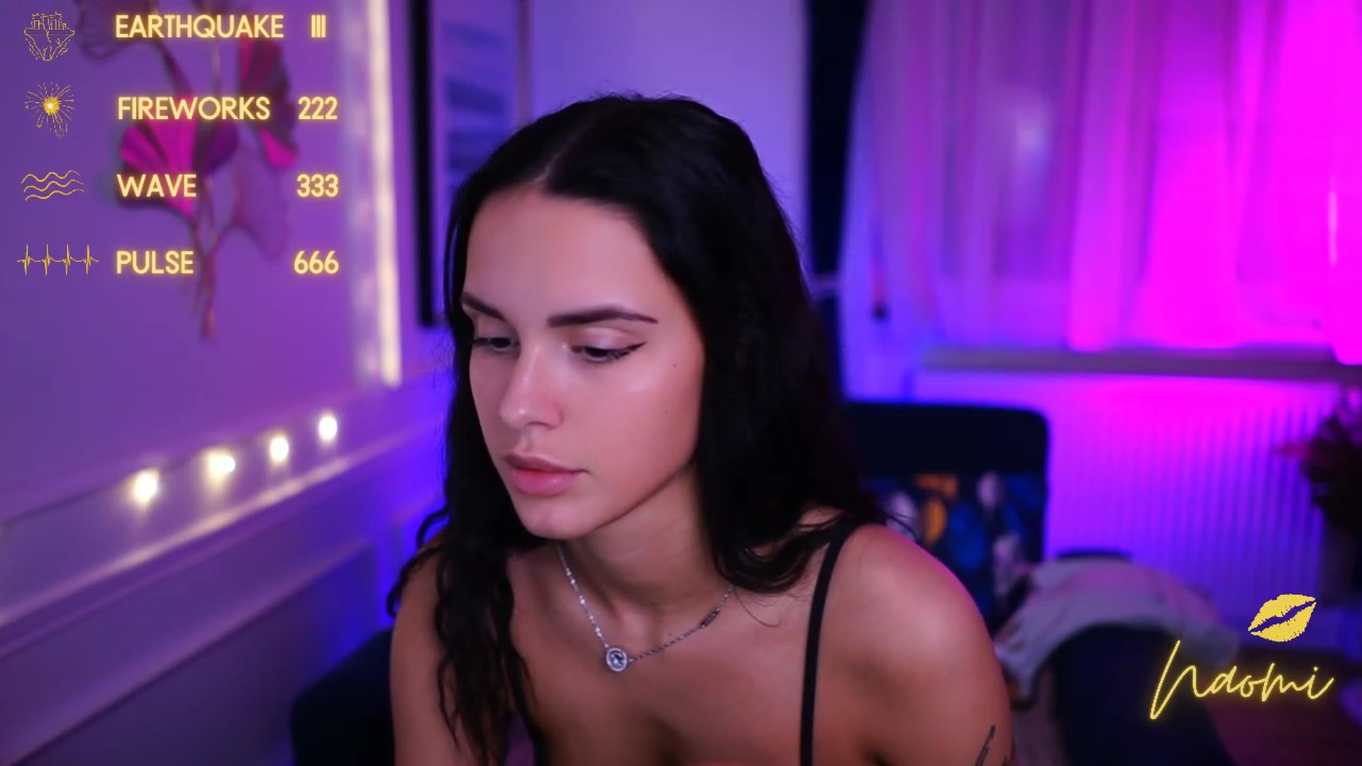 Gallery image thumbnail from cinnabellee's myfreecams stream on, 01/08/2023, 02:38 image 15 of 20