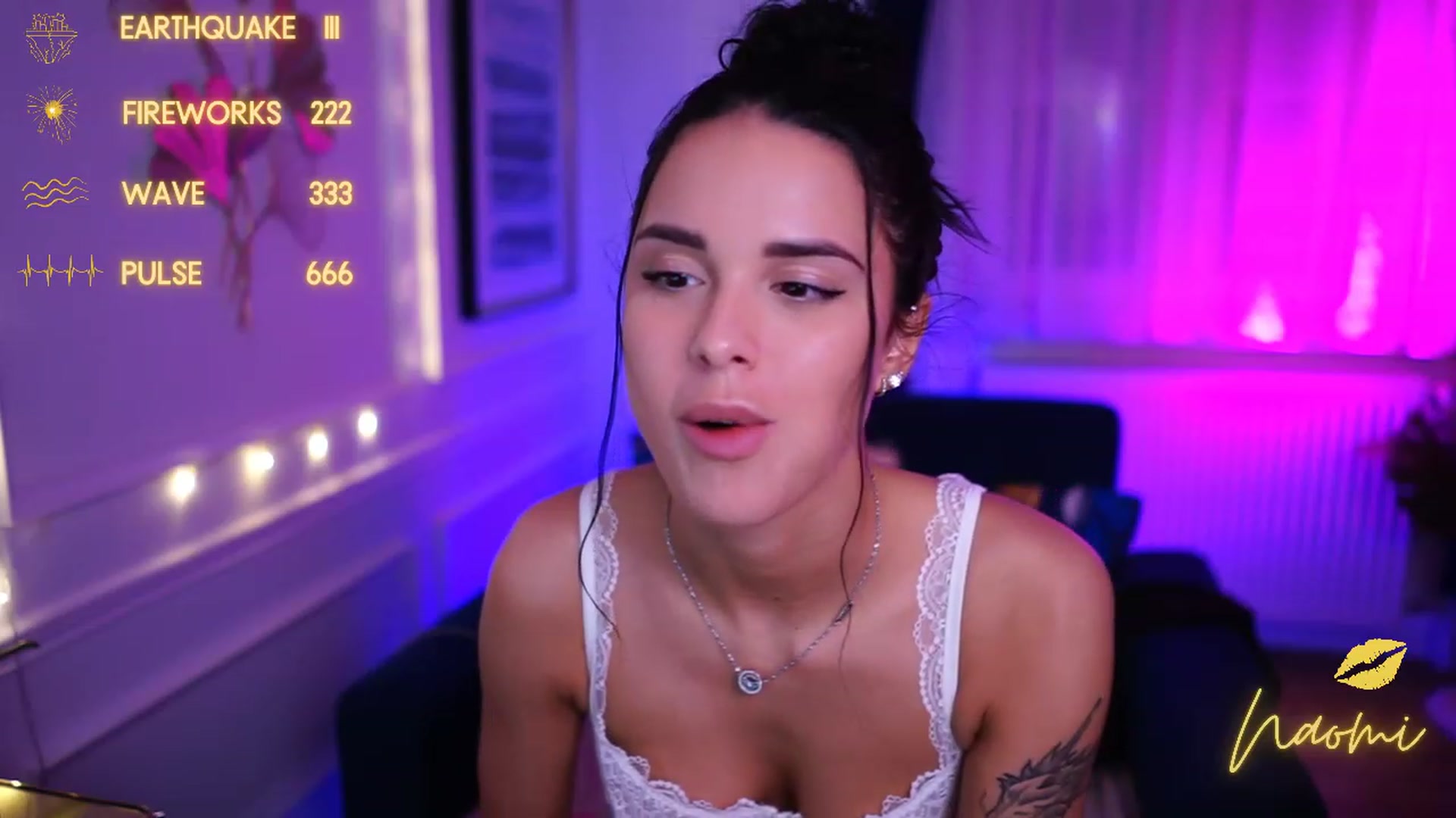 Gallery image thumbnail from cinnabellee's myfreecams stream on, 01/09/2023, 24:57 image 4 of 20