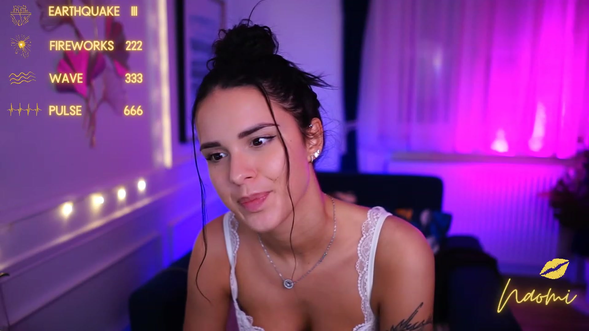 Gallery image thumbnail from cinnabellee's myfreecams stream on, 01/09/2023, 24:57 image 5 of 20