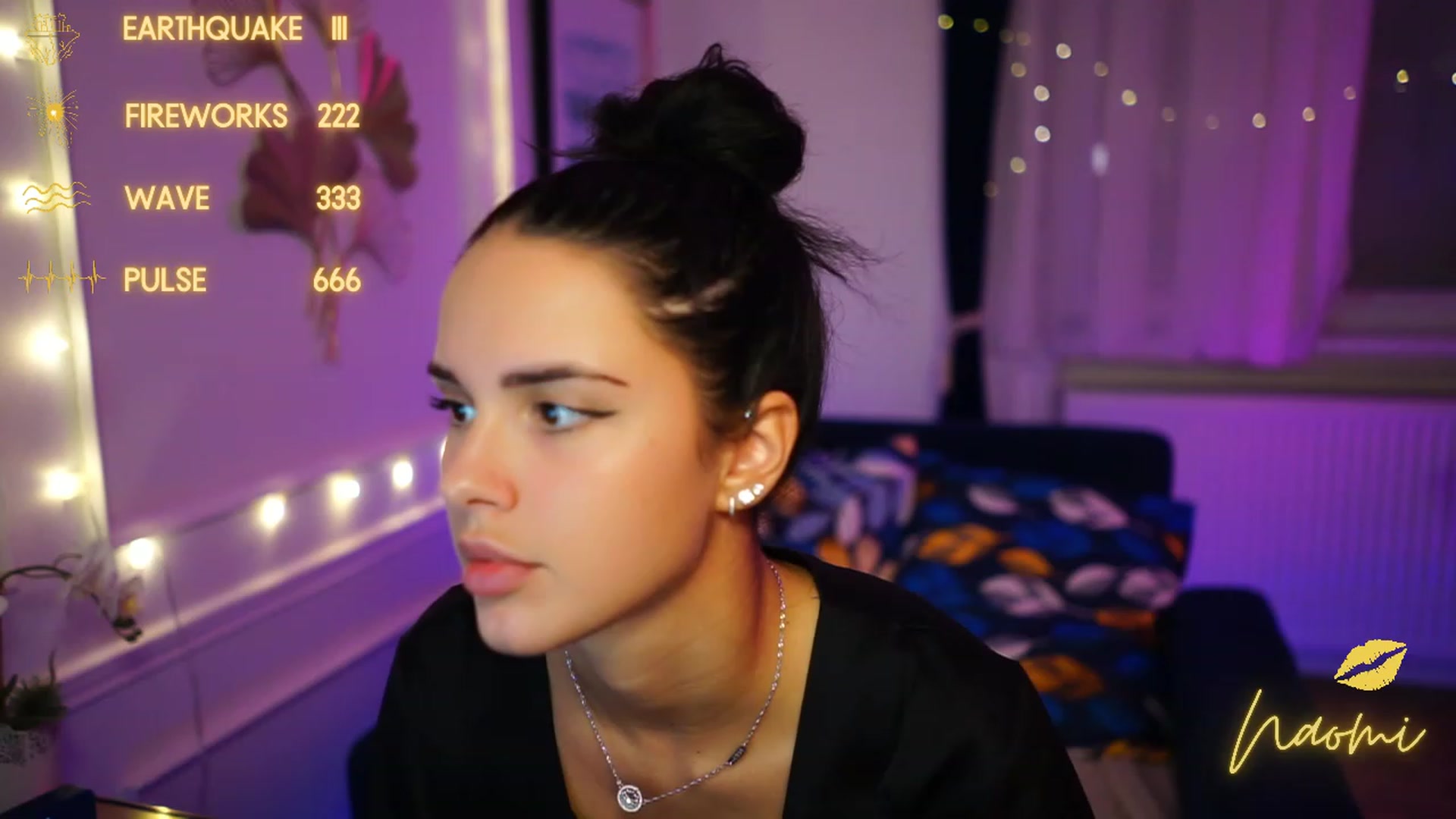 Gallery image thumbnail from cinnabellee's myfreecams stream on, 01/15/2023, 23:43 image 8 of 20