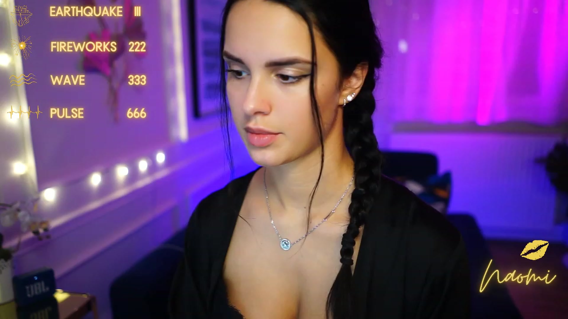 Gallery image thumbnail from cinnabellee's myfreecams stream on, 01/16/2023, 19:44 image 19 of 20
