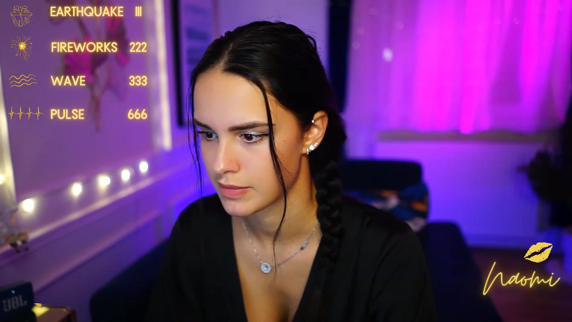 Gallery image thumbnail from cinnabellee's myfreecams stream on, 01/16/2023, 23:15 image 4 of 20