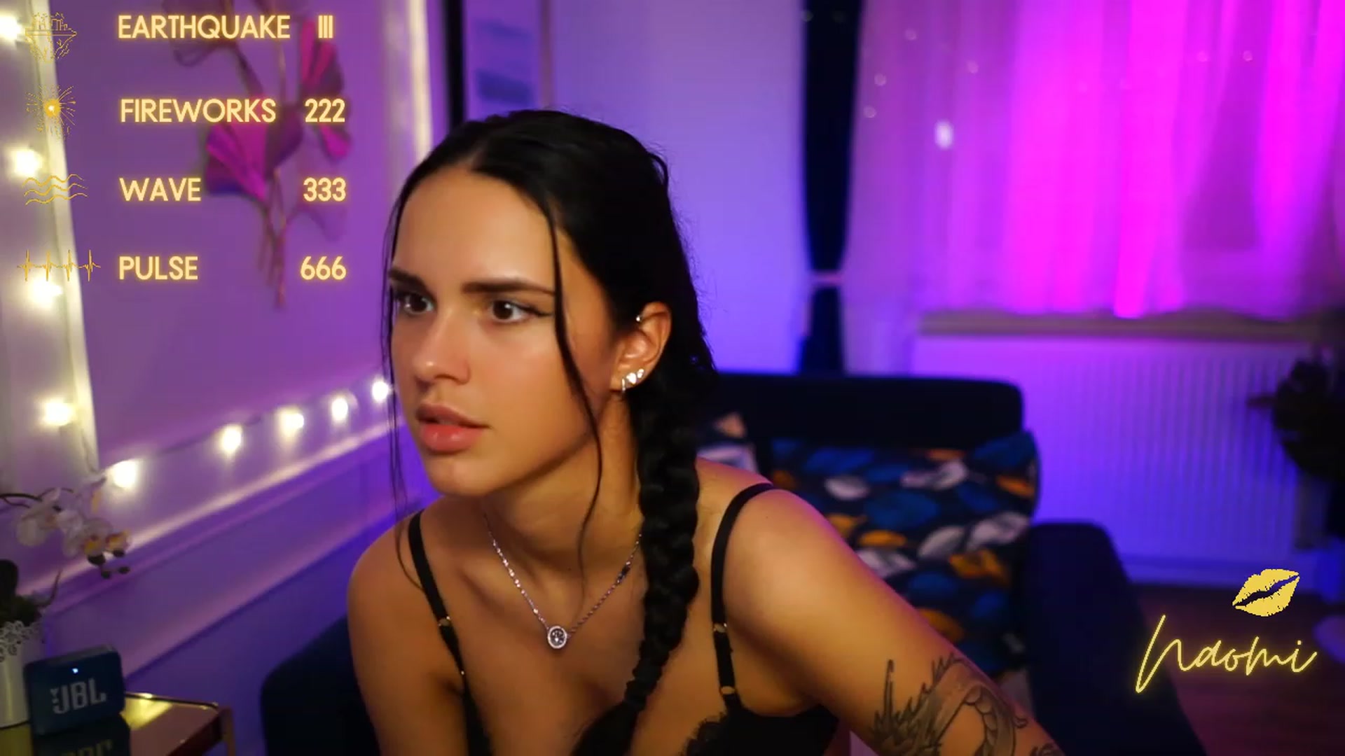 Gallery image thumbnail from cinnabellee's myfreecams stream on, 01/16/2023, 23:15 image 18 of 20