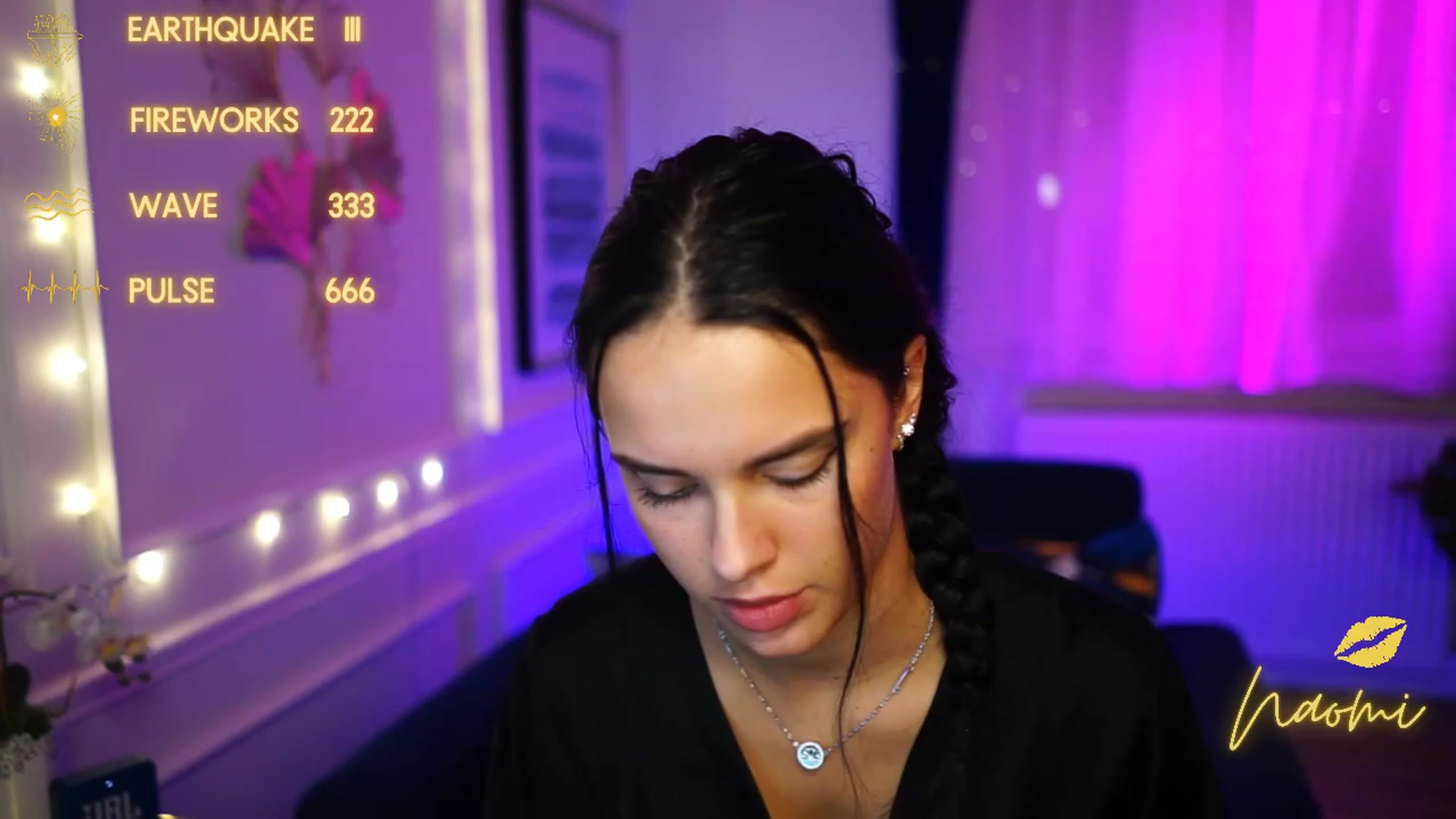 Gallery image thumbnail from cinnabellee's myfreecams stream on, 01/16/2023, 23:15 image 1 of 20