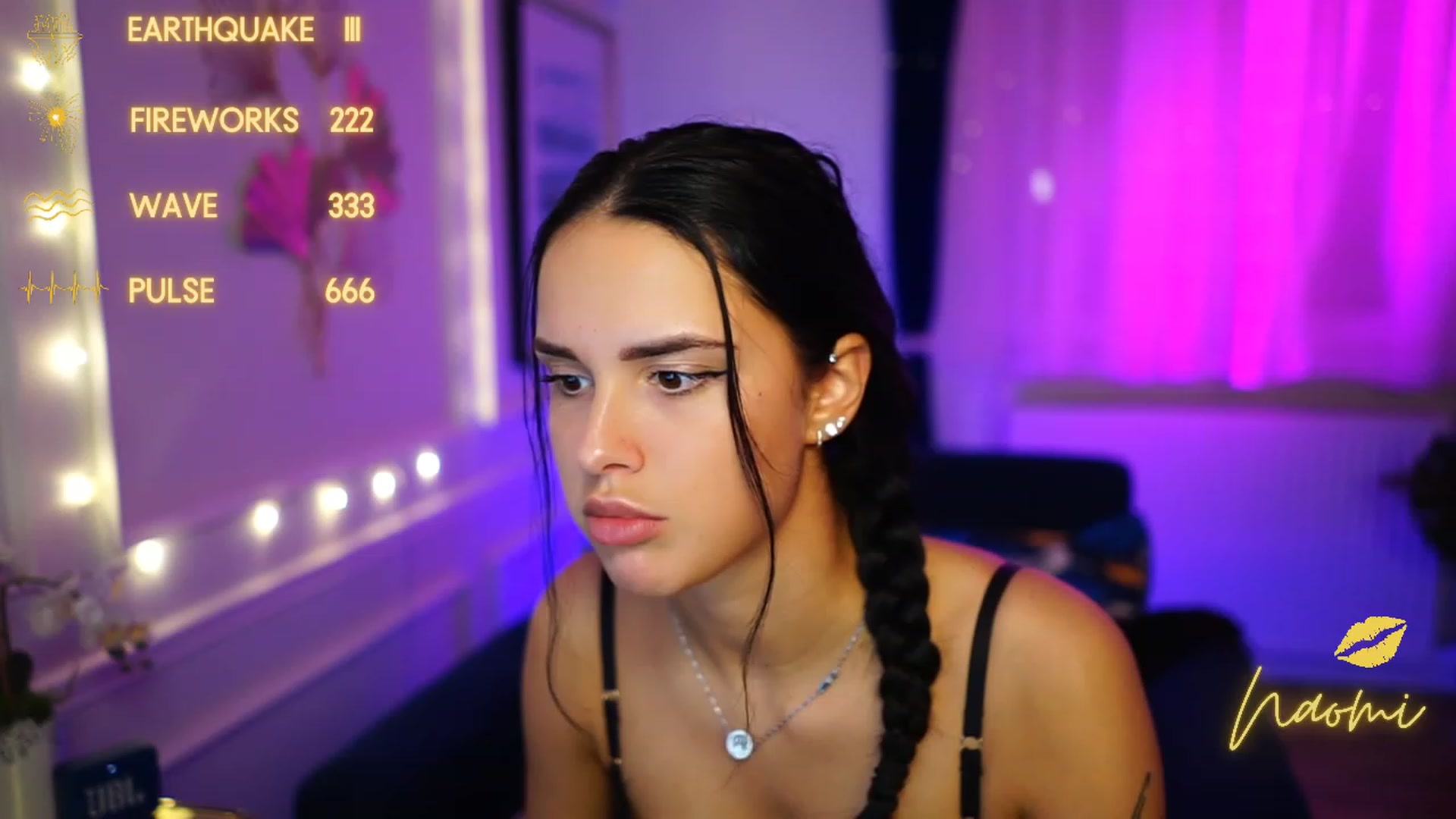 Gallery image thumbnail from cinnabellee's myfreecams stream on, 01/16/2023, 23:15 image 8 of 20