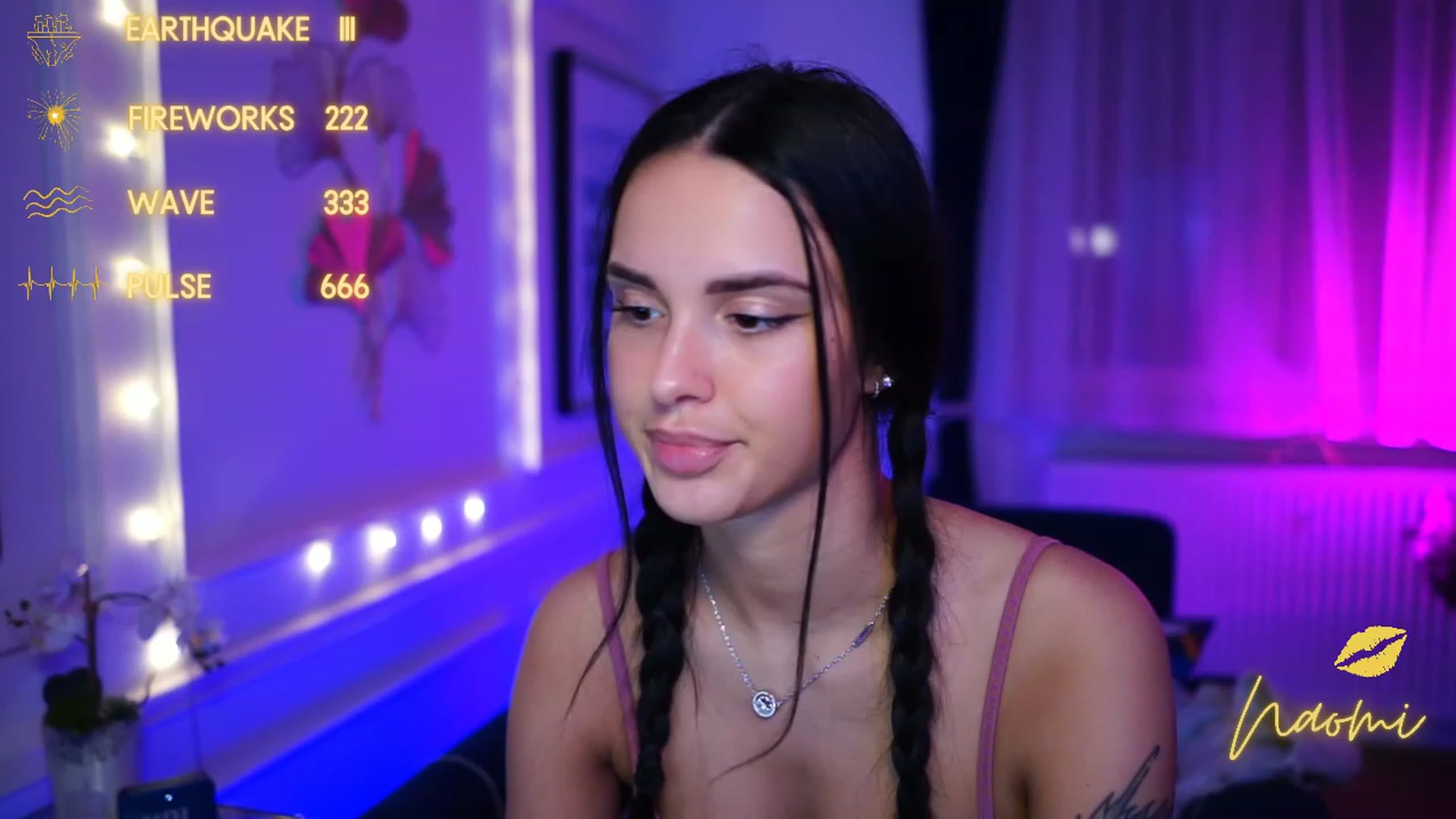 Gallery image thumbnail from cinnabellee's myfreecams stream on, 01/20/2023, 23:54 image 7 of 20