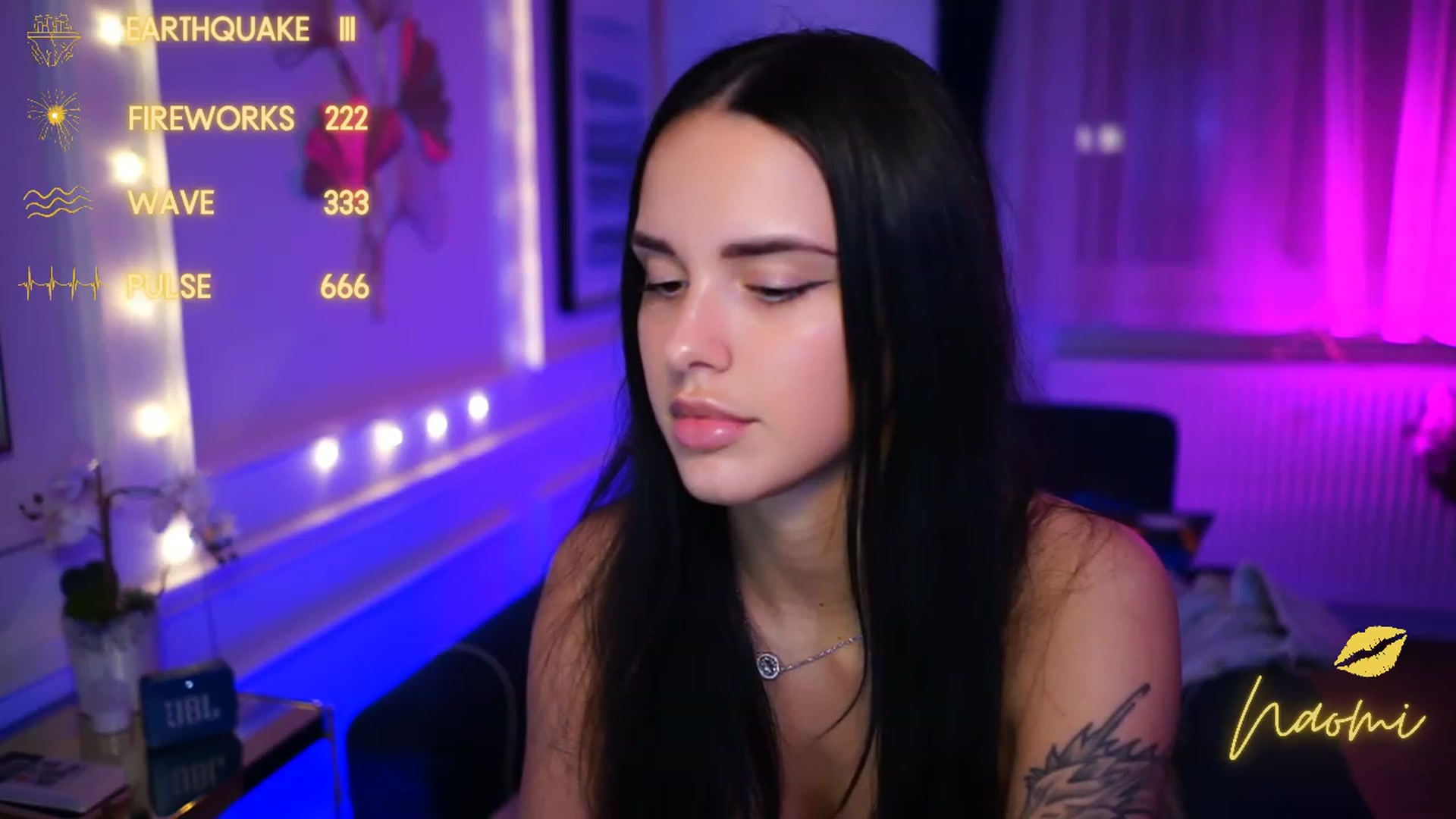 Gallery image thumbnail from cinnabellee's myfreecams stream on, 01/20/2023, 23:54 image 19 of 20
