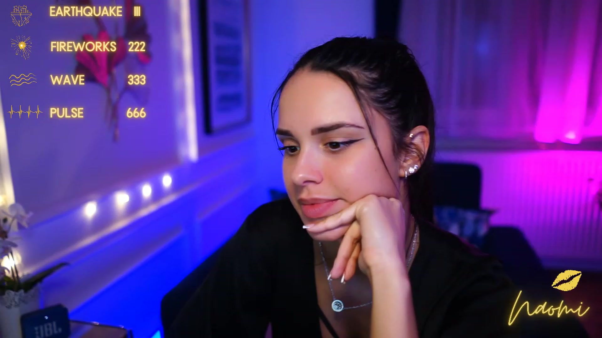 Gallery image thumbnail from cinnabellee's myfreecams stream on, 01/26/2023, 22:48 image 4 of 20