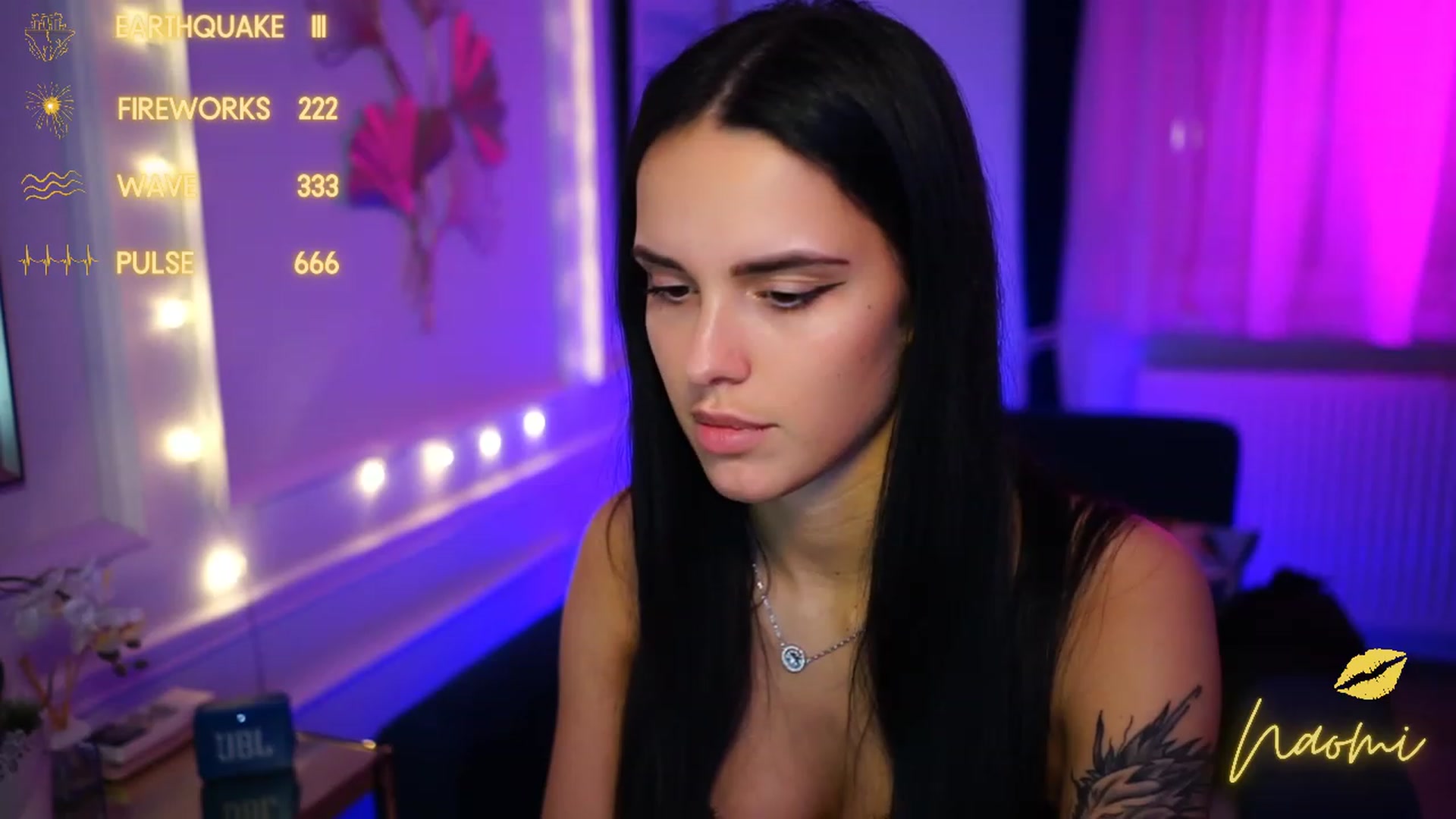Gallery image thumbnail from cinnabellee's myfreecams stream on, 01/31/2023, 24:10 image 16 of 20