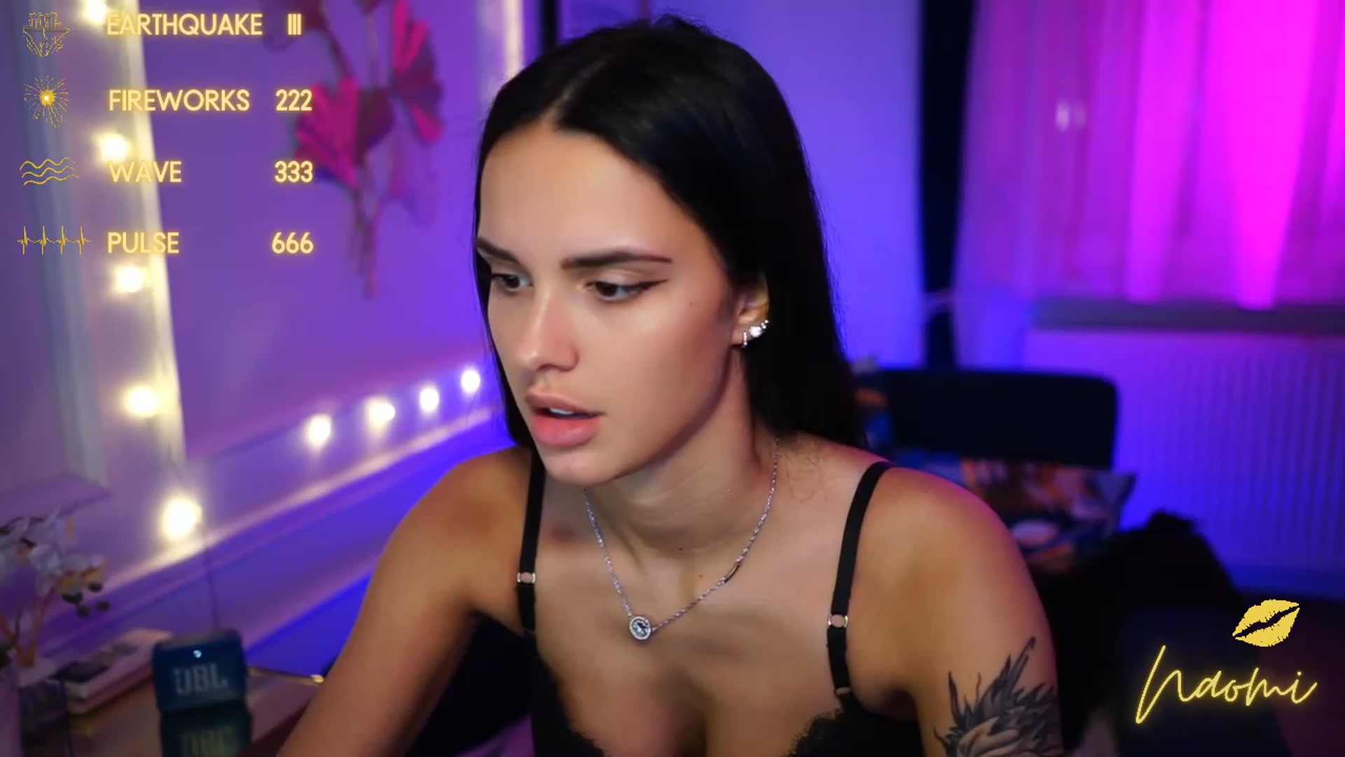 Gallery image thumbnail from cinnabellee's myfreecams stream on, 01/31/2023, 24:10 image 12 of 20
