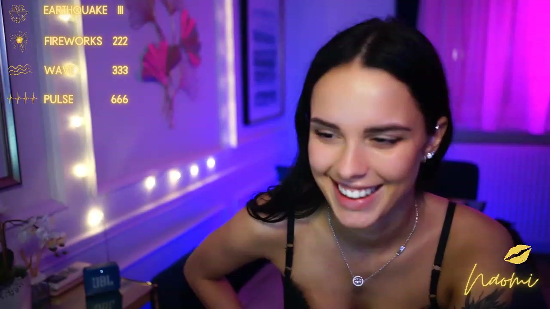 Gallery image thumbnail from cinnabellee's myfreecams stream on, 01/31/2023, 24:10 image 5 of 20
