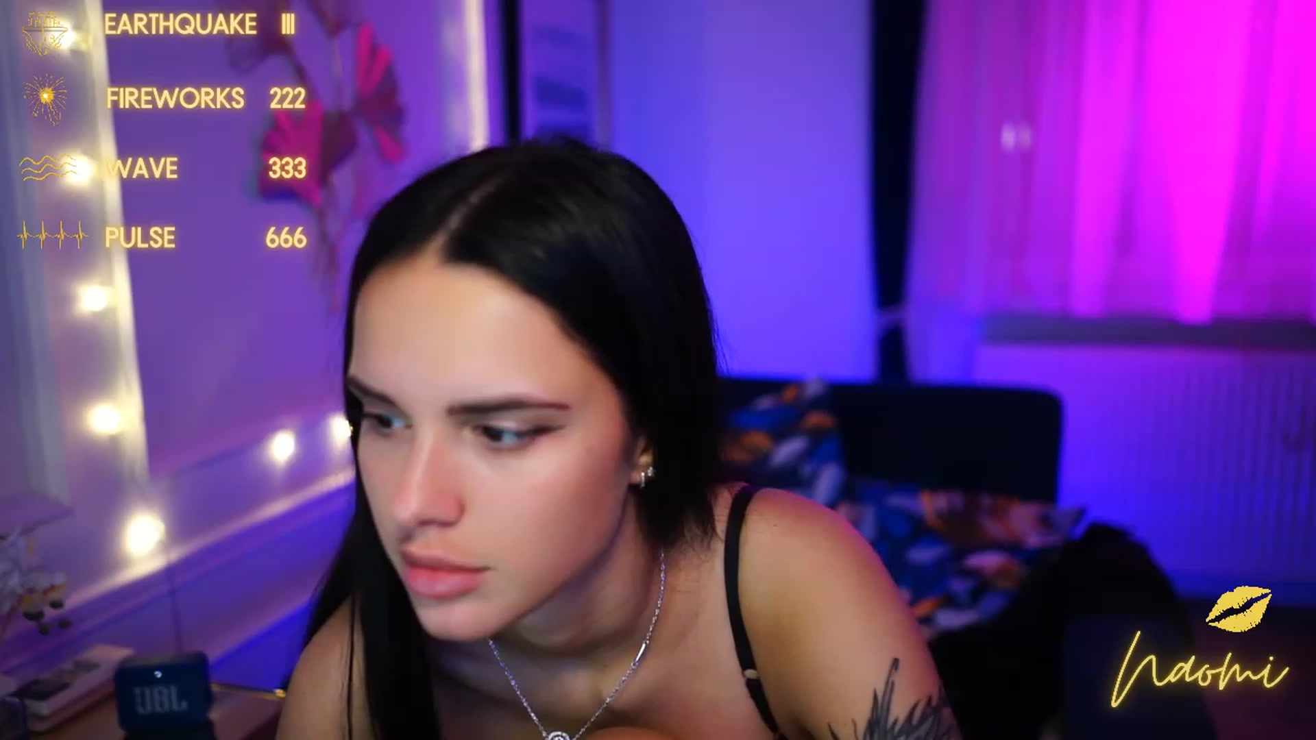 Gallery image thumbnail from cinnabellee's myfreecams stream on, 01/31/2023, 02:27 image 8 of 20