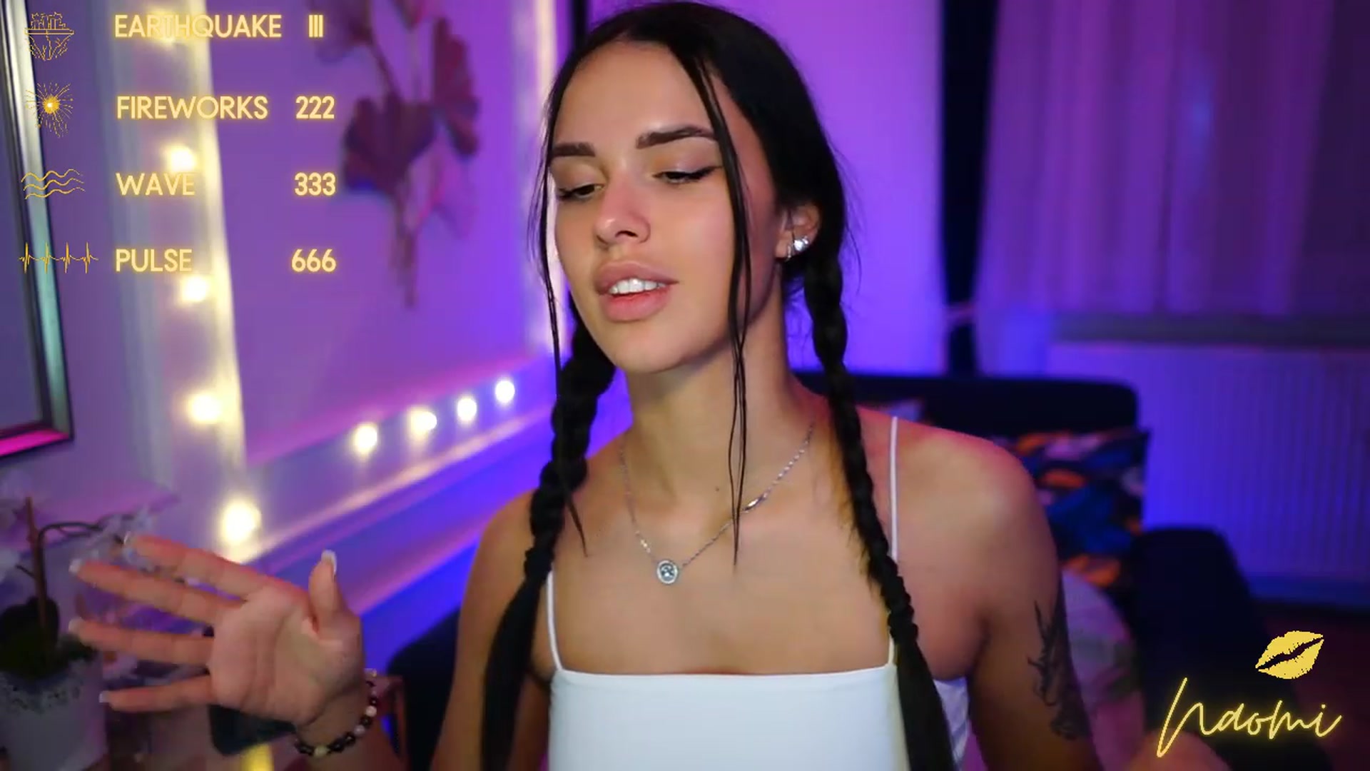 Gallery image thumbnail from cinnabellee's myfreecams stream on, 02/01/2023, 02:36 image 16 of 20